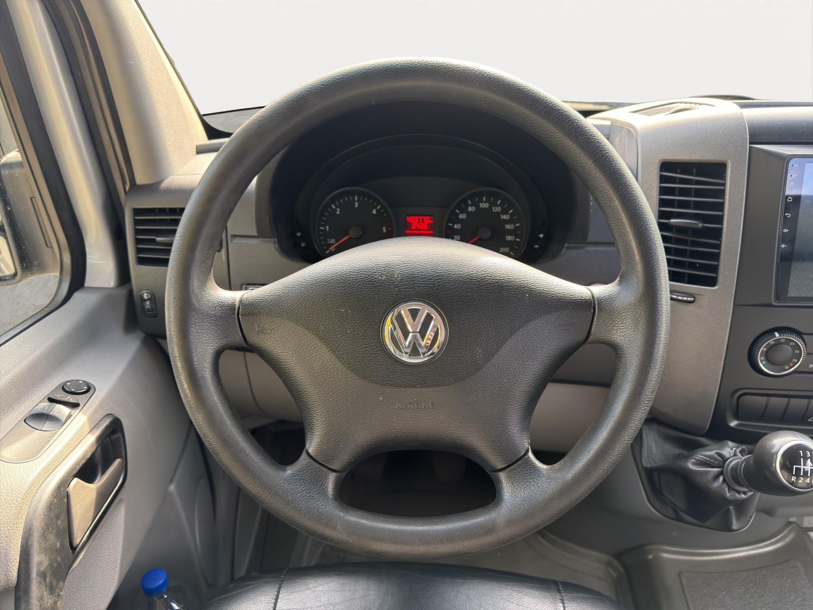 VW Crafter 35 2.0 TDI CR-image-9