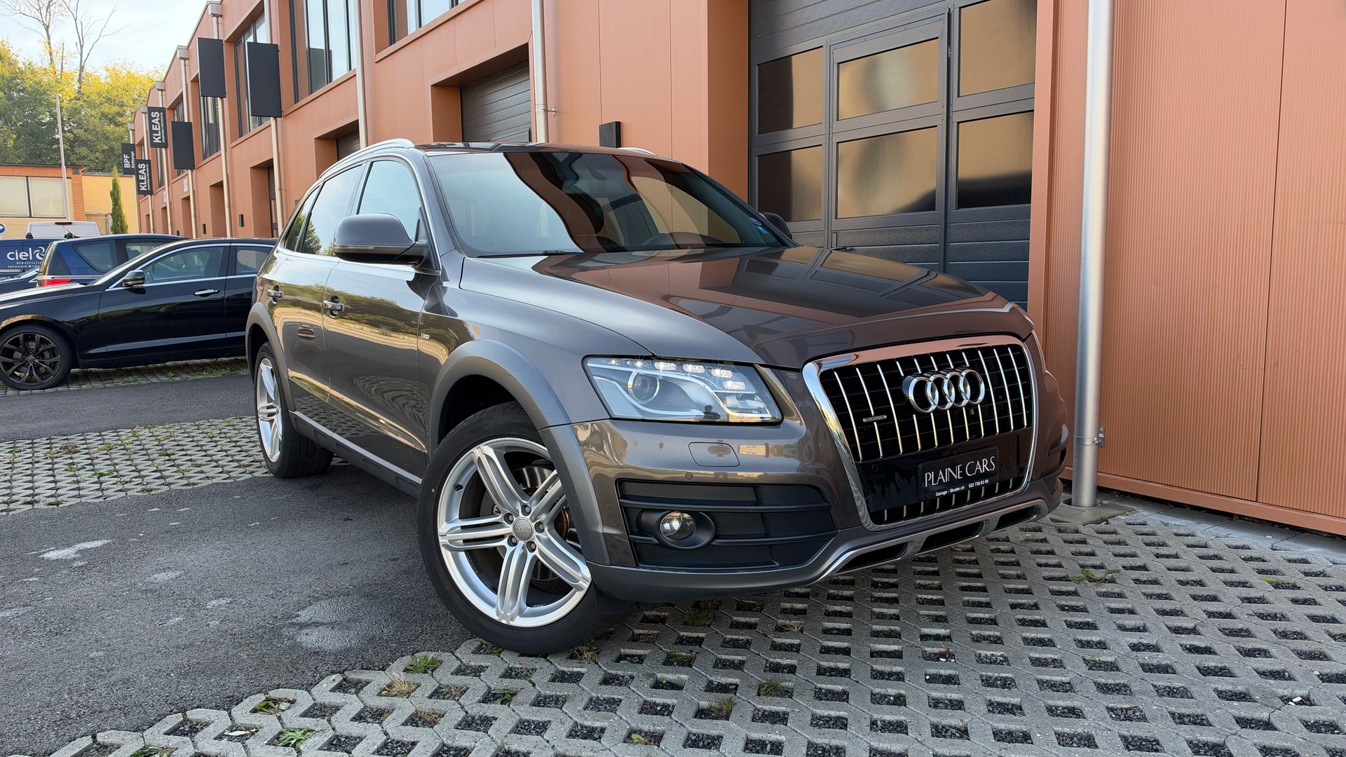 AUDI Q5 3.2 FSI quattro "* CH Auto * Toit Ouvrant * Camera recul * Son Bang&Olufsen * Sièges Electriques/Chauffants *"-image-5