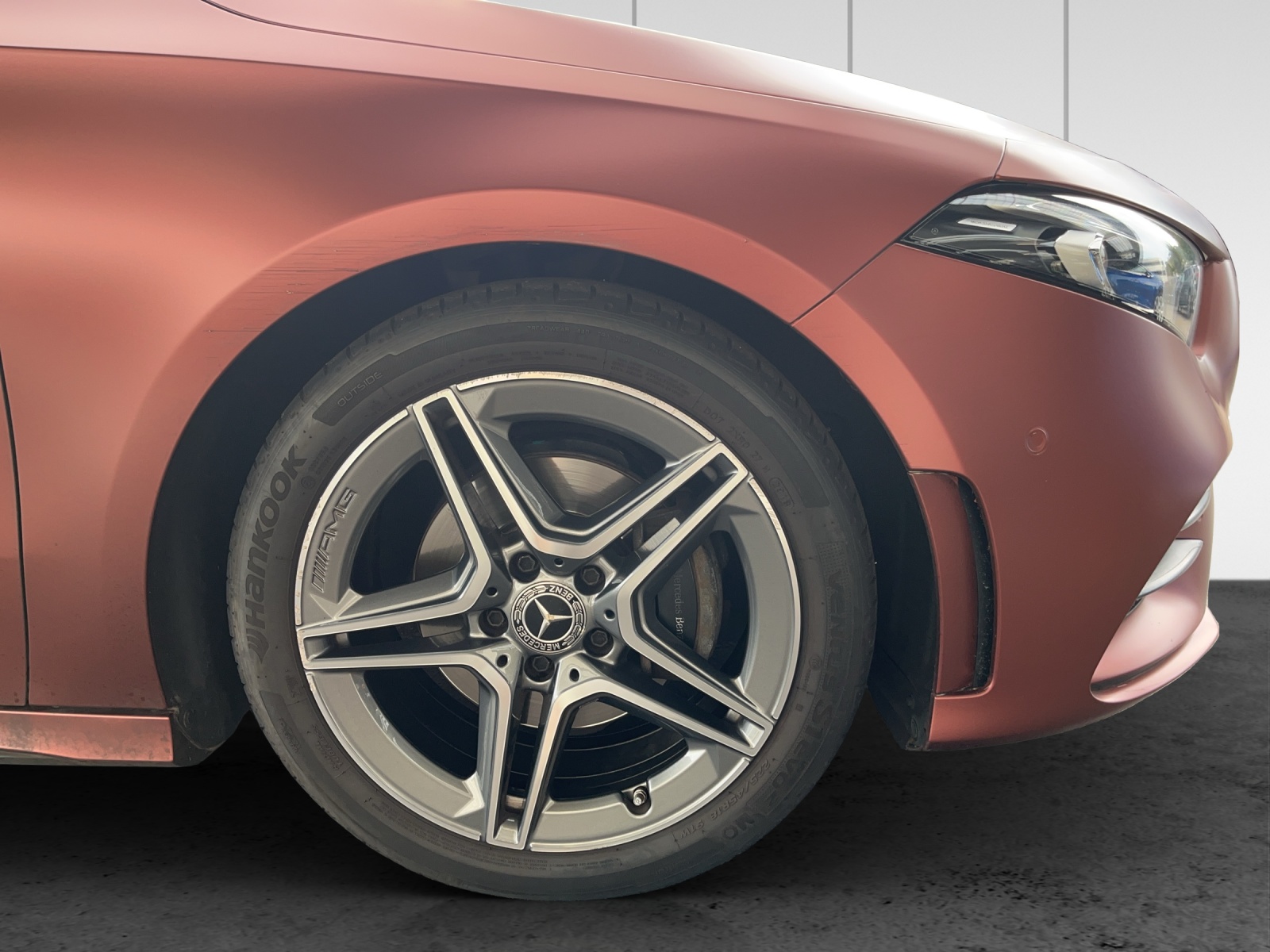 MERCEDES-BENZ A 200 AMG Line 7G-DCT-image-13