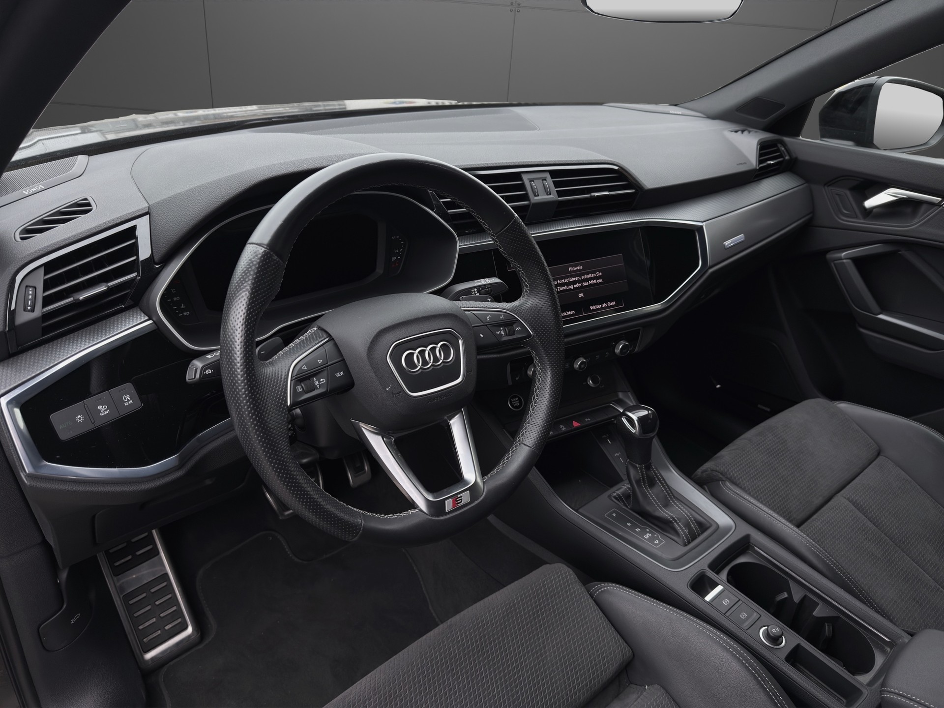 AUDI Q3 Sportback 35 TFSI S line Attraction S-tronic-image-6