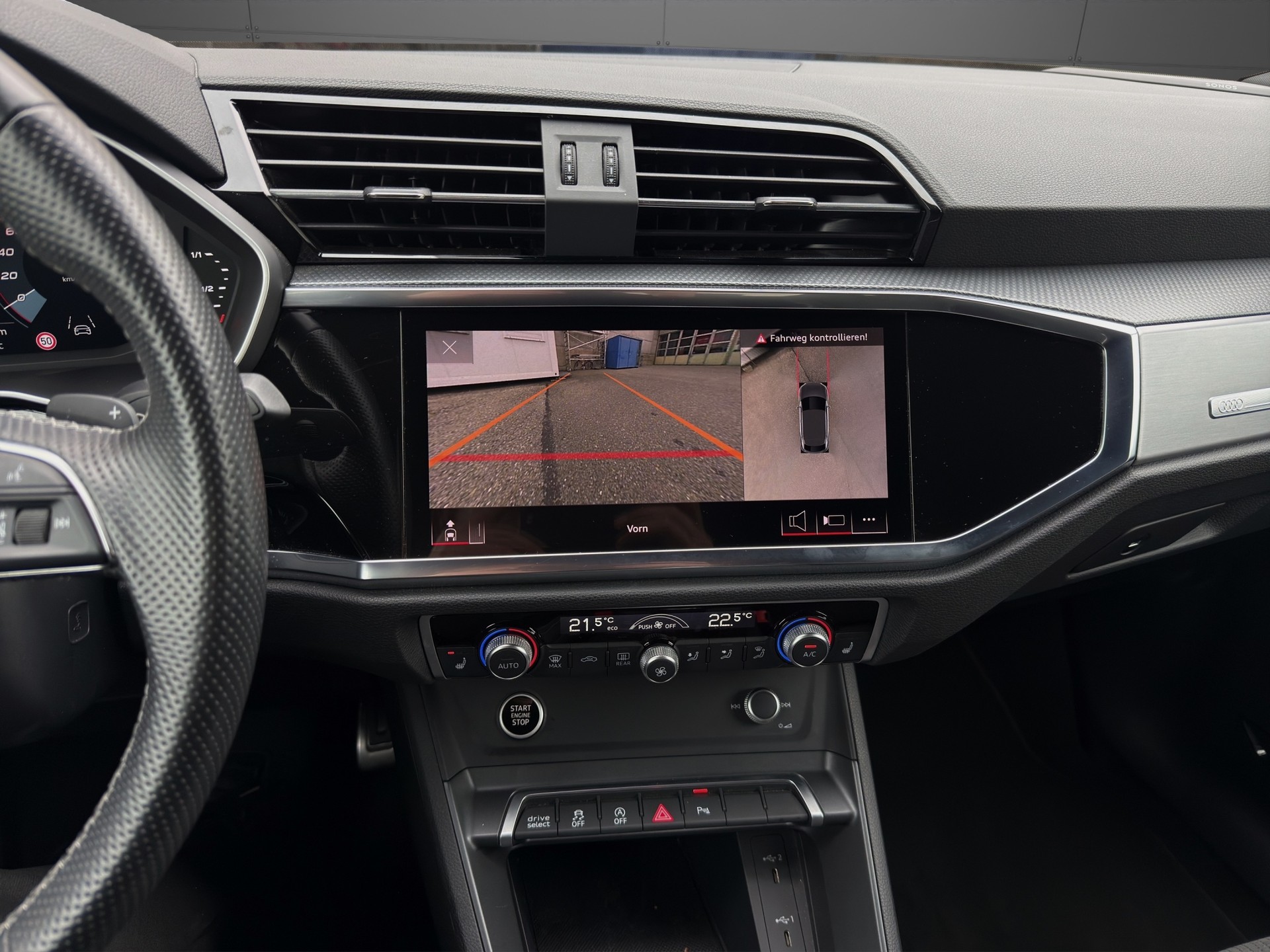 AUDI Q3 Sportback 35 TFSI S line Attraction S-tronic-image-13
