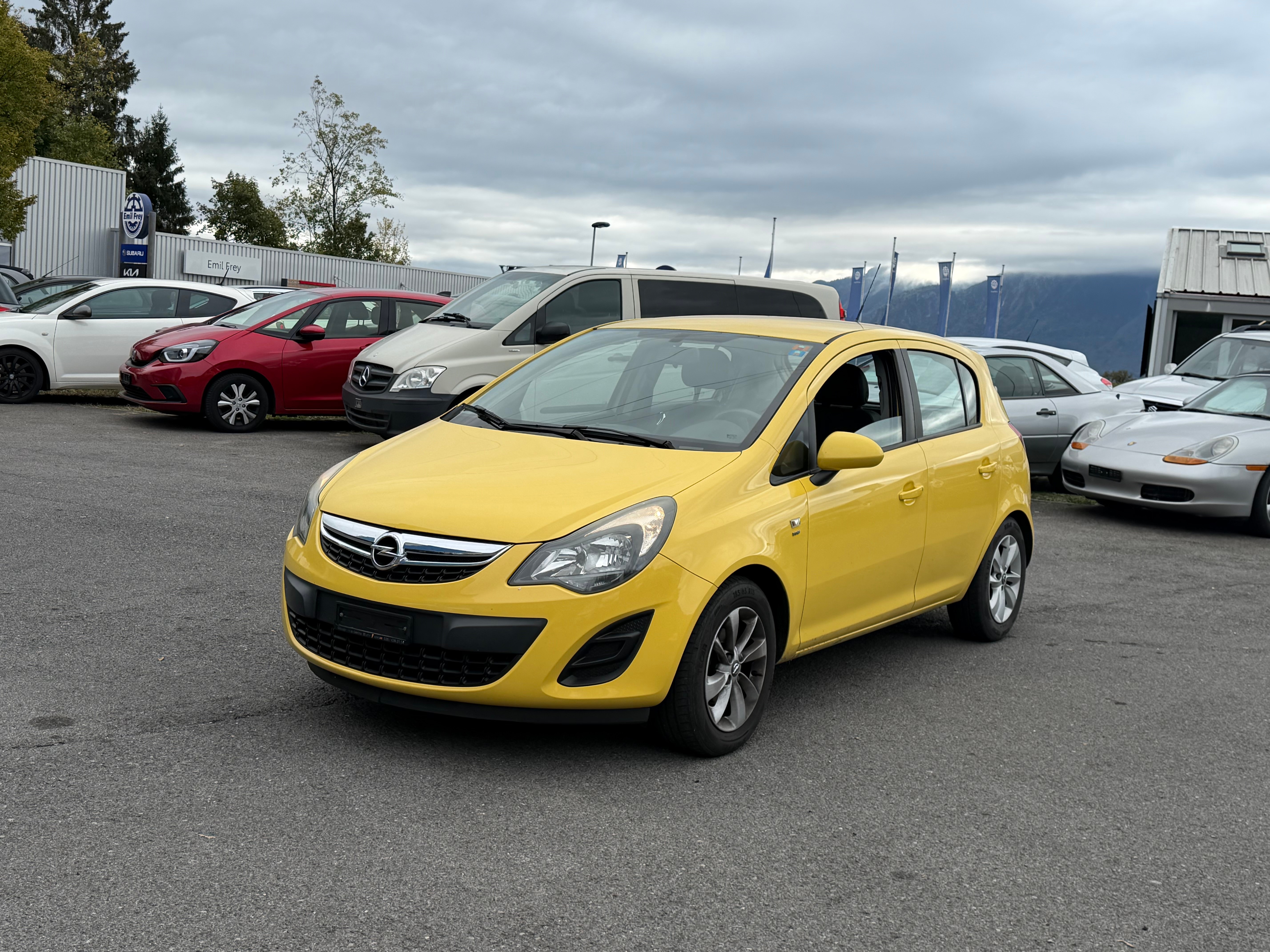 Car photo