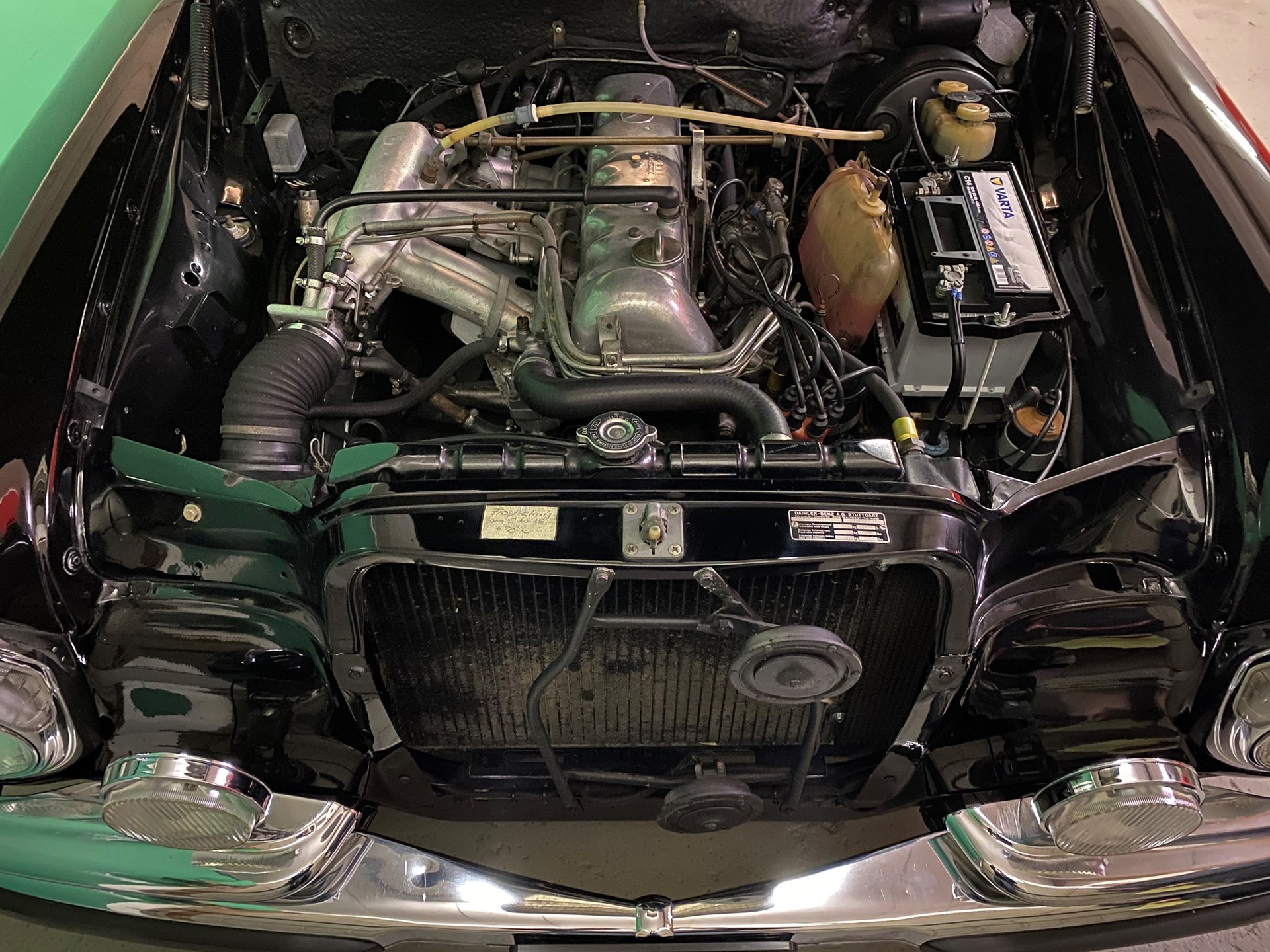 MERCEDES-BENZ 280 SE Automatic-image-15