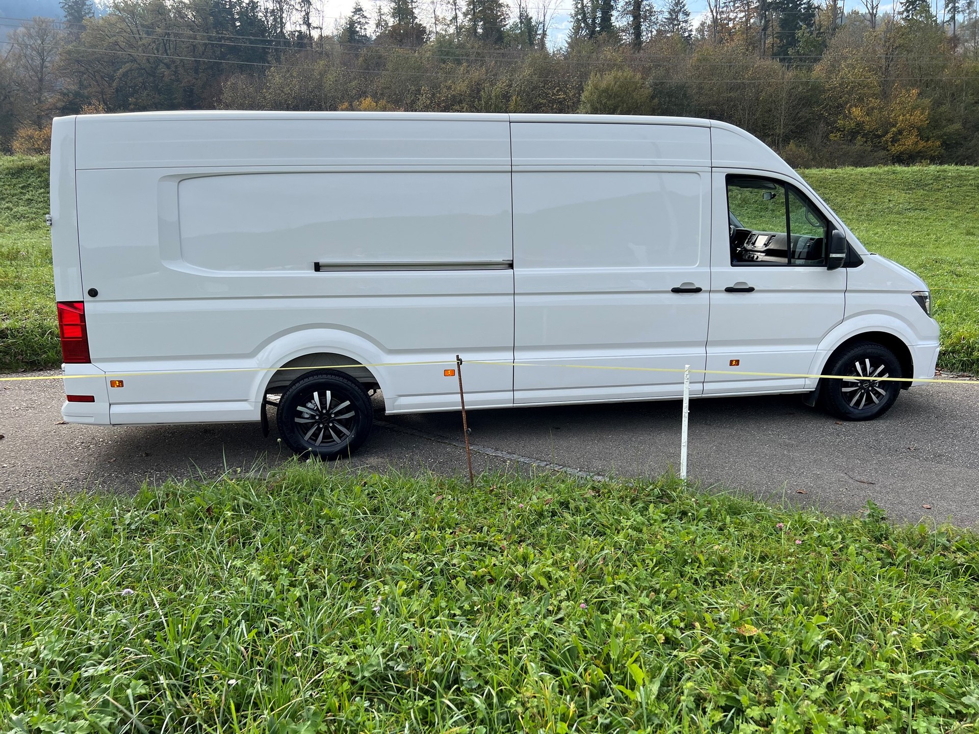 VW CRAFTER "EXTRA LANG 7.4 METER L5" !! FÜR CAMPERAUSBAU !! AUTOMAT !!-image-6