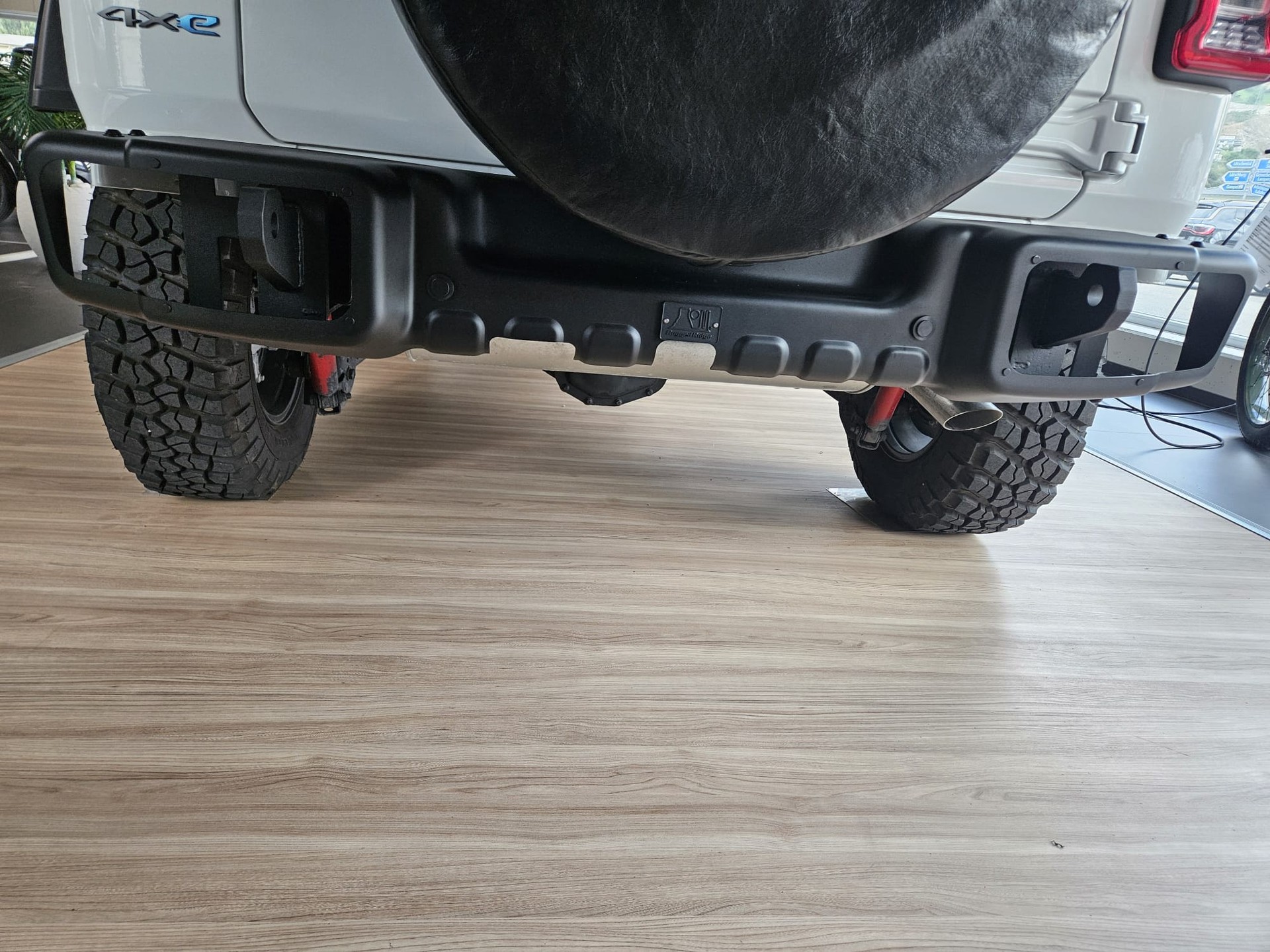 JEEP Wrangler 2.0 PHEV Unlimited Rubicon Automatic-image-4