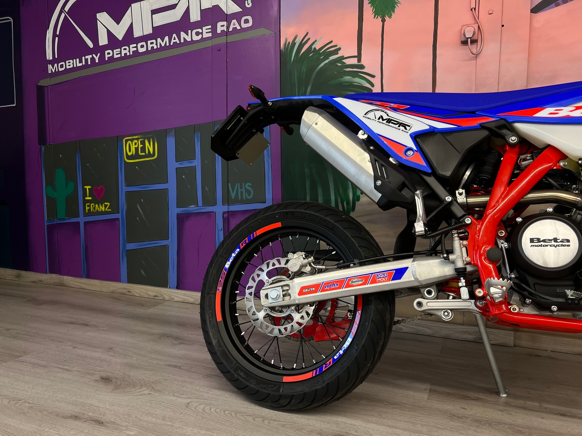 BETA RR 125-4T LC Motard-showroom-element-3