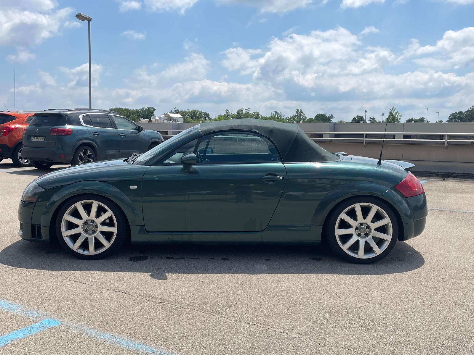 AUDI TT Roadster 1.8 T quattro-image-2