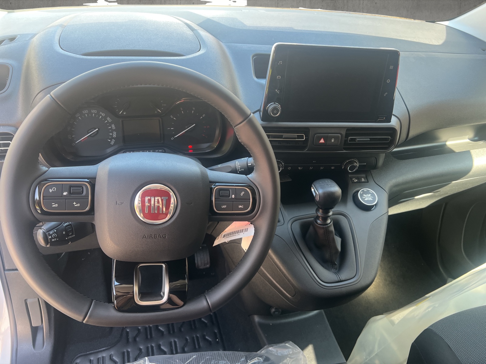 FIAT KW XL BlueHDi 130 MT-image-4