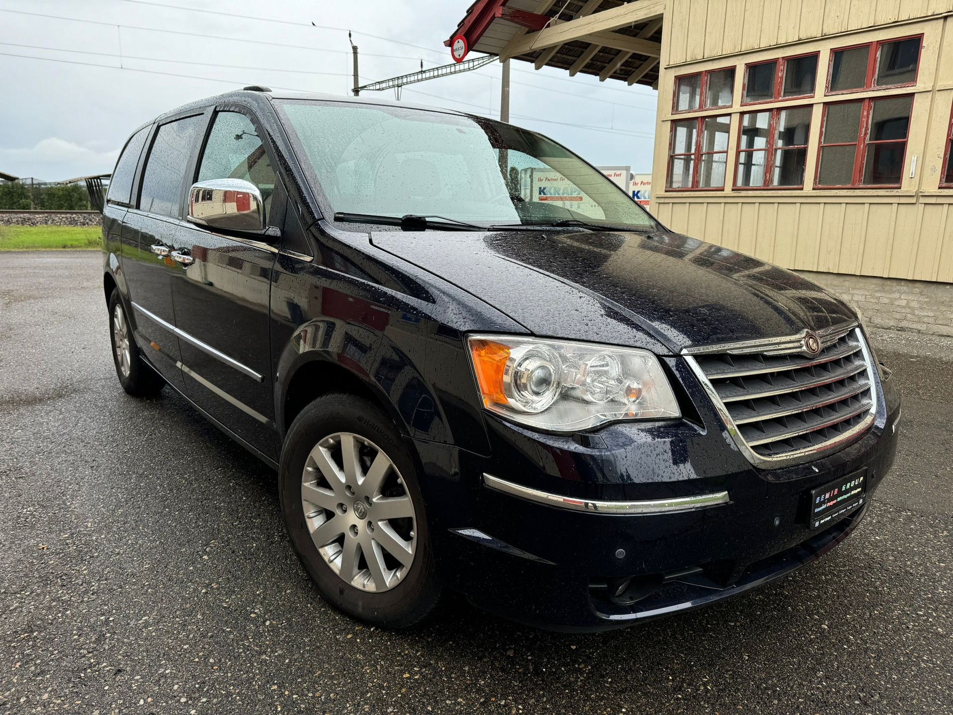 CHRYSLER Grand Voyager 2.8 CRD Limited Automatic-image-0