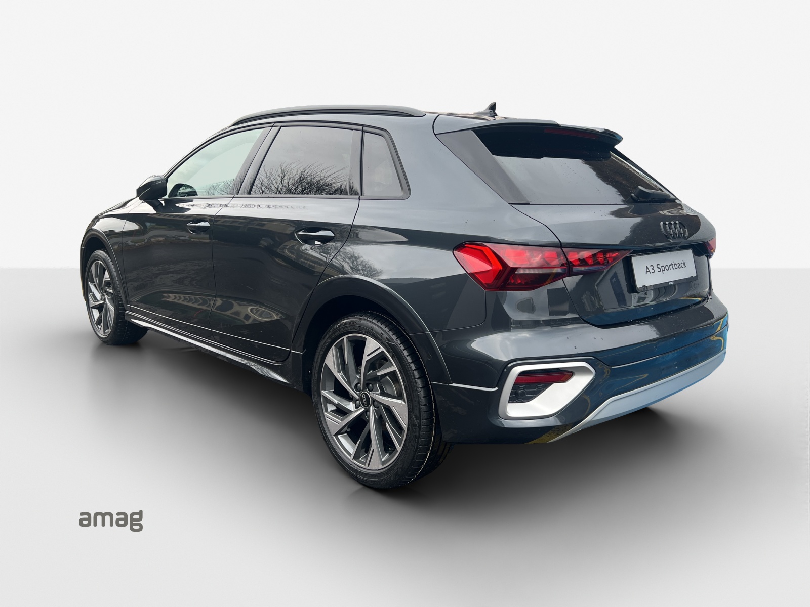 AUDI A3 allstreet 35 TFSI Attraction S-tronic-image-2