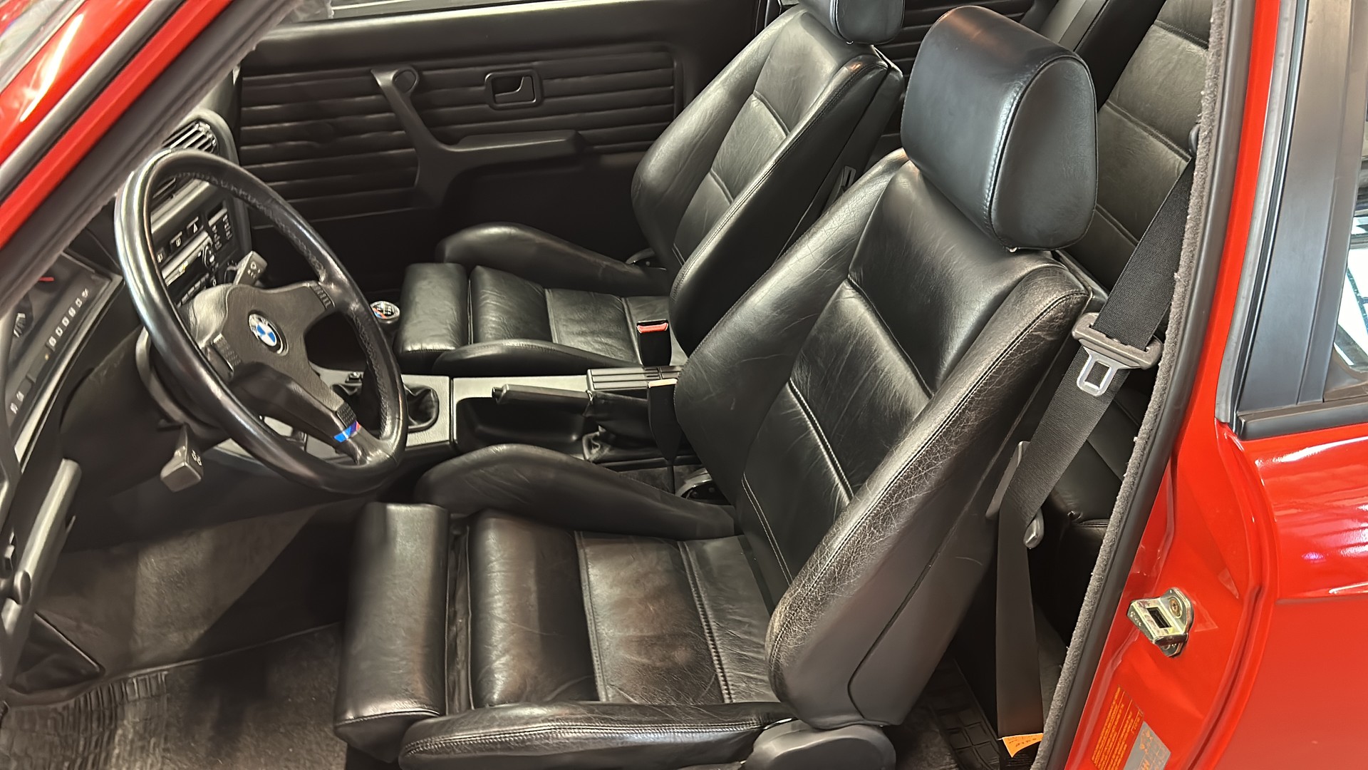 BMW M3-image-14