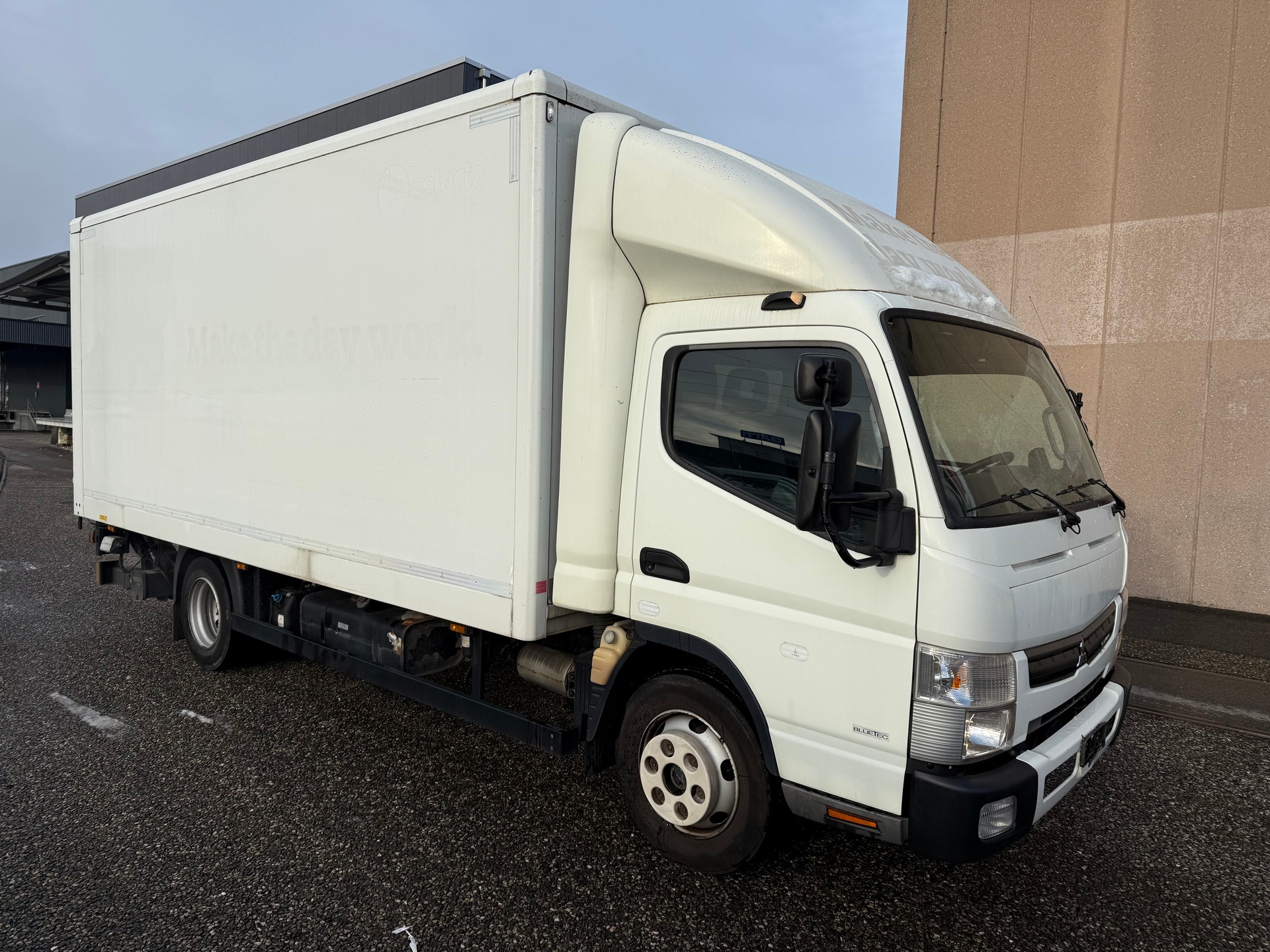 MITSUBISHI FUSO Canter 7C15-image-1