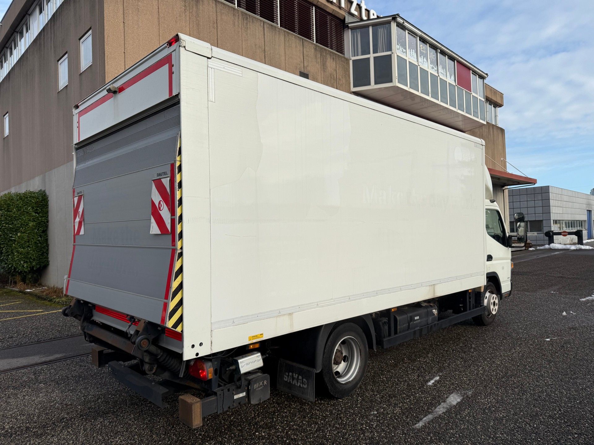 MITSUBISHI FUSO Canter 7C15-image-2