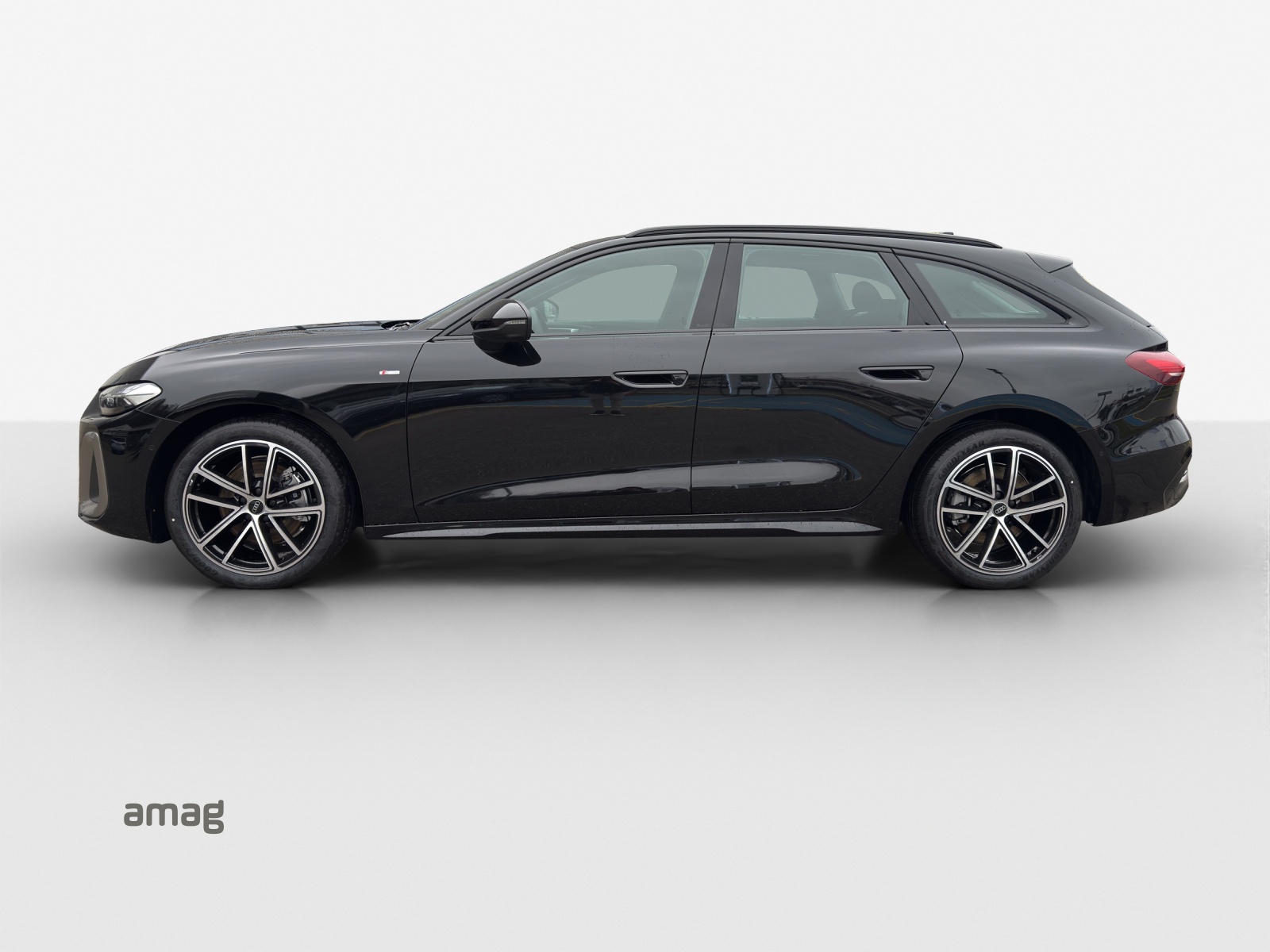 AUDI A5 Avant TDI quattro 150 kW Attraction S tronic-image-1