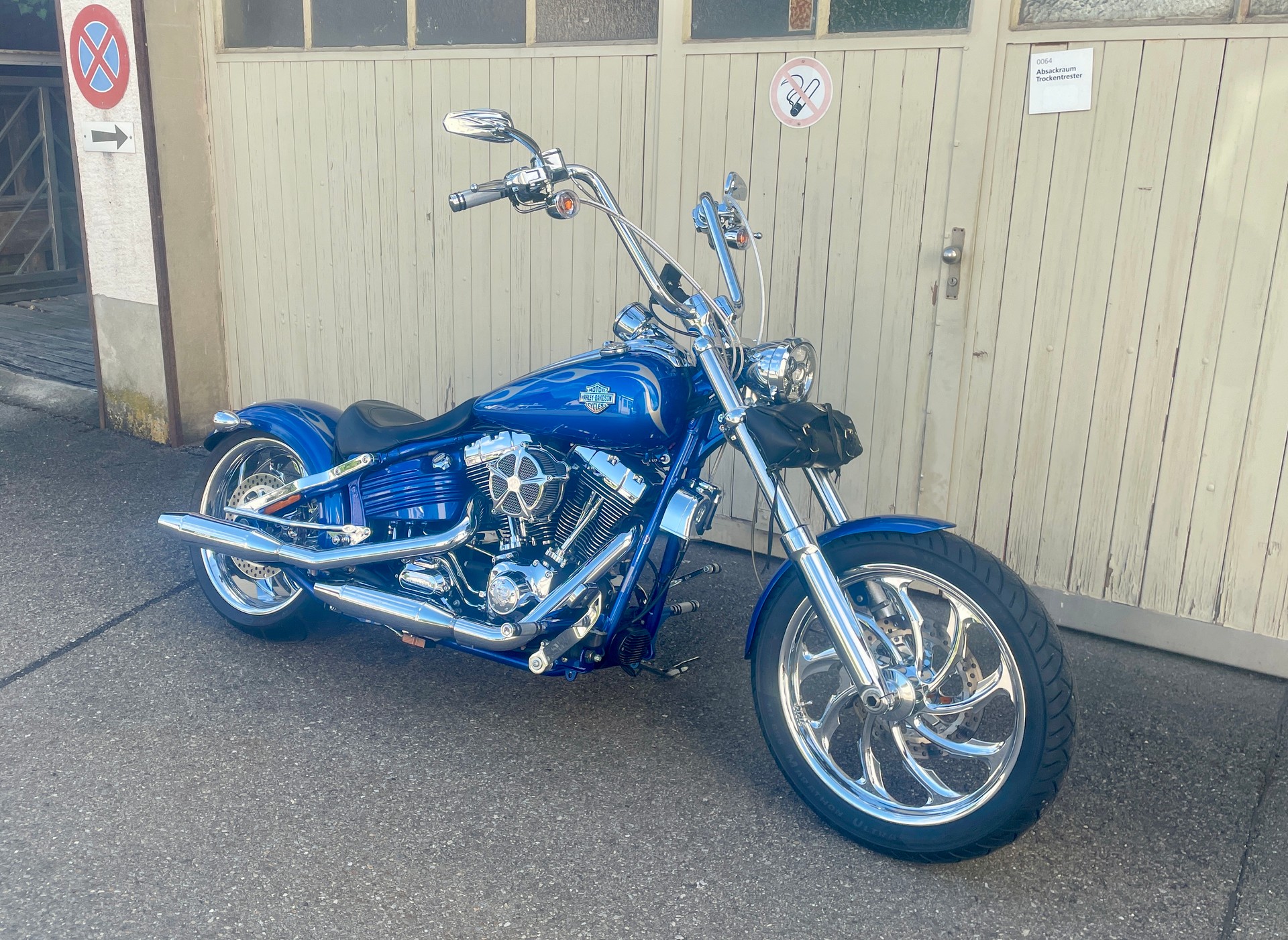 HARLEY-DAVIDSON FXCWC Rocker C-image-2