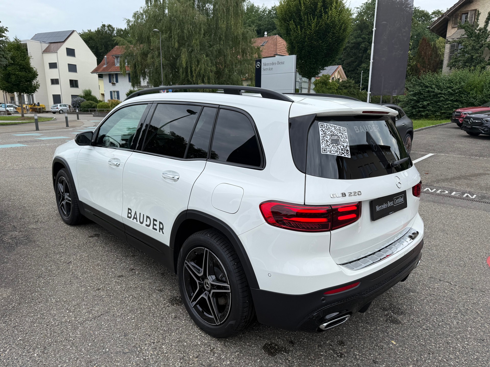 MERCEDES-BENZ GLB 220 4Matic 8G-Tronic-image-7