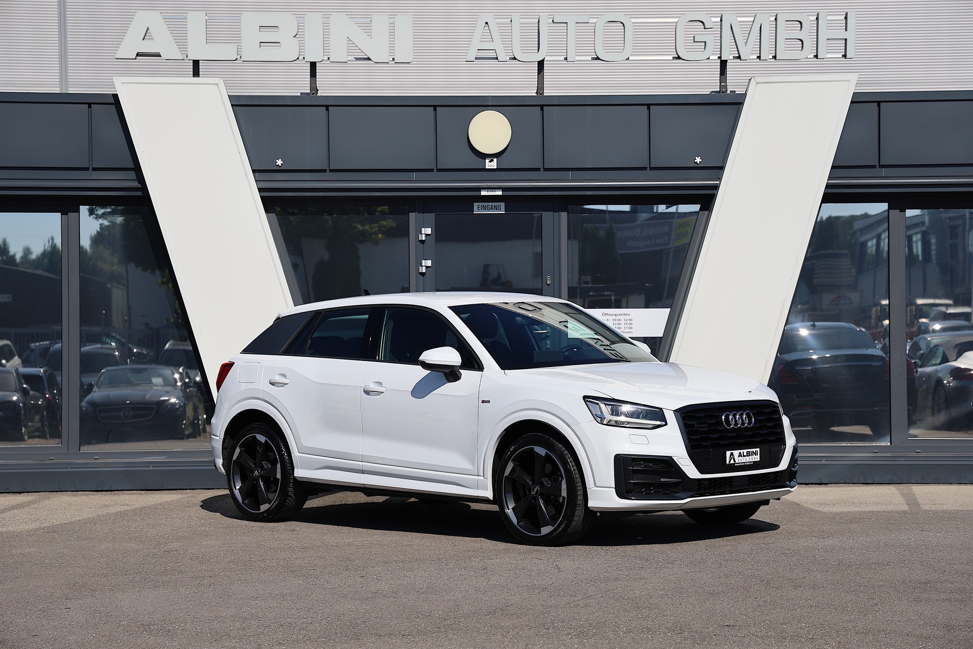 AUDI Q2 40 TFSI *S-Line* Sport quattro S-tronic-image-1