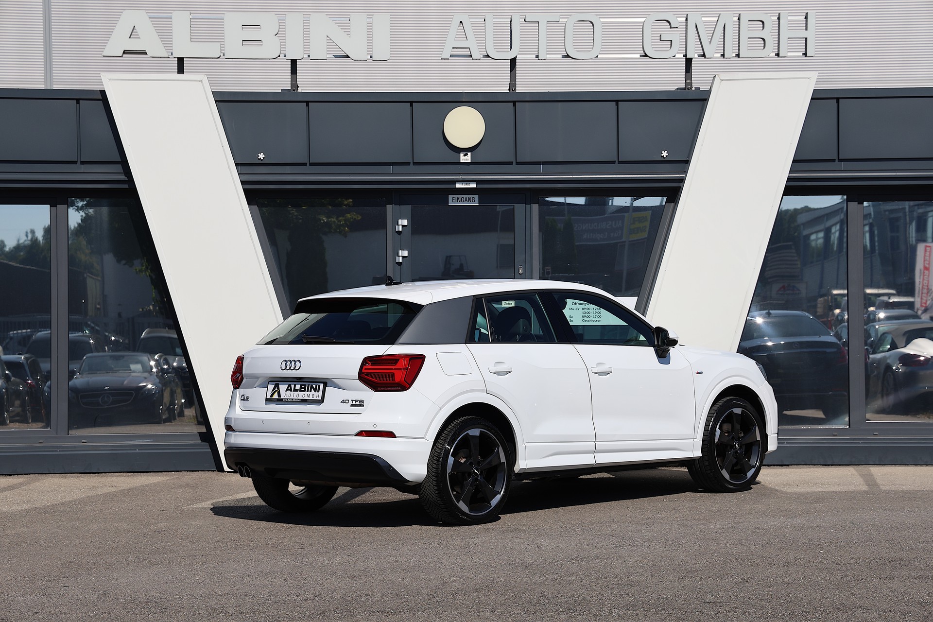 AUDI Q2 40 TFSI *S-Line* Sport quattro S-tronic-image-3