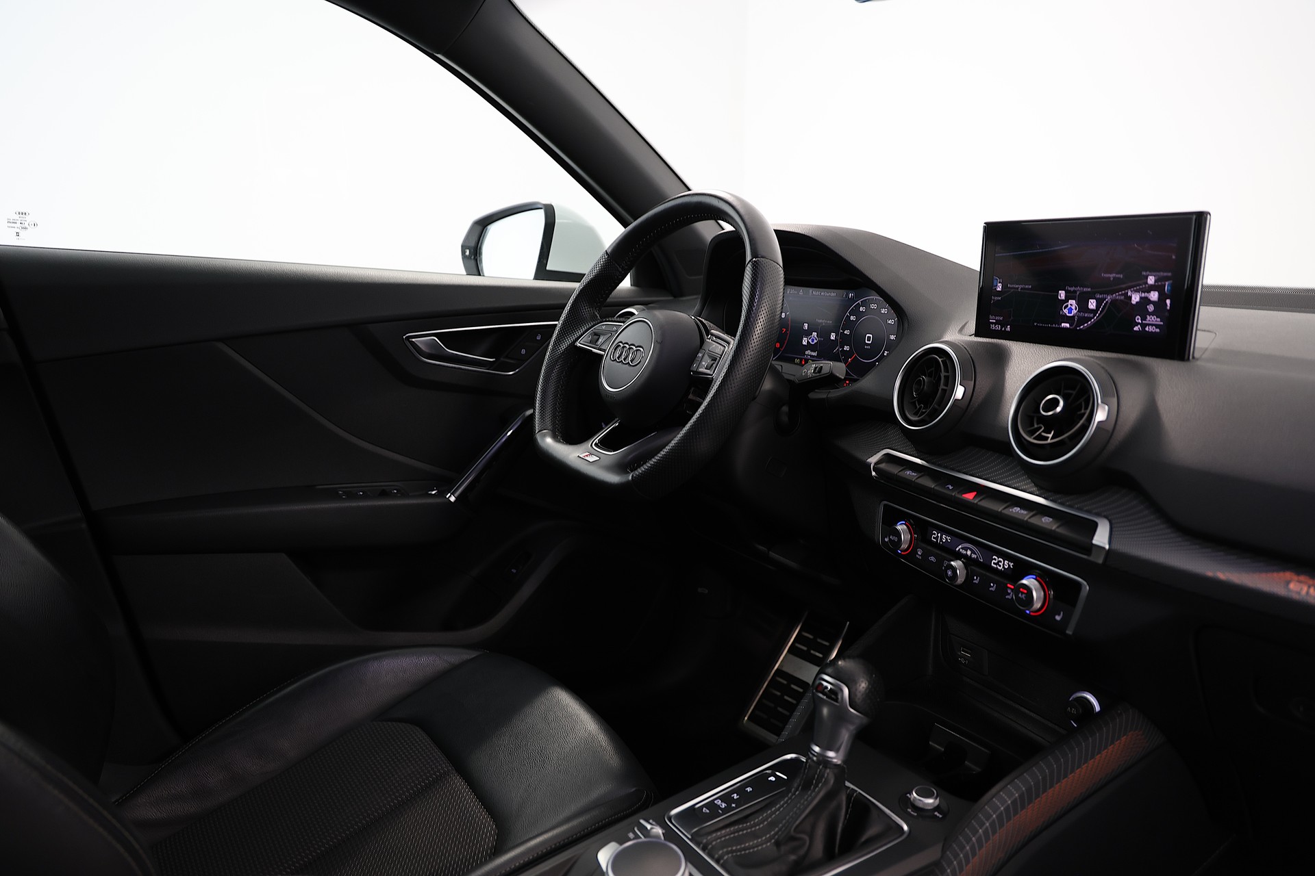 AUDI Q2 40 TFSI *S-Line* Sport quattro S-tronic-image-12