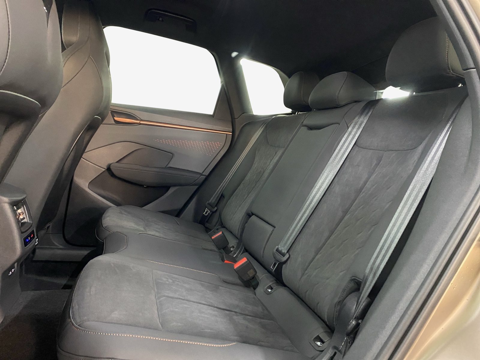 CUPRA Terramar 2.0 TSI DSG 4Drive VZ-image-11