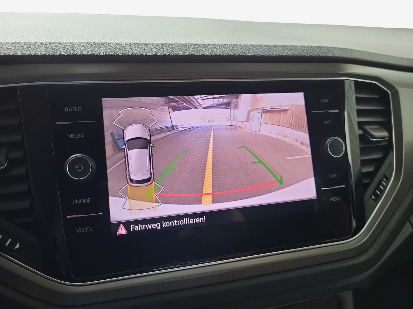 VW T-Roc 2.0 TSI Advance DSG 4Motion-image-15