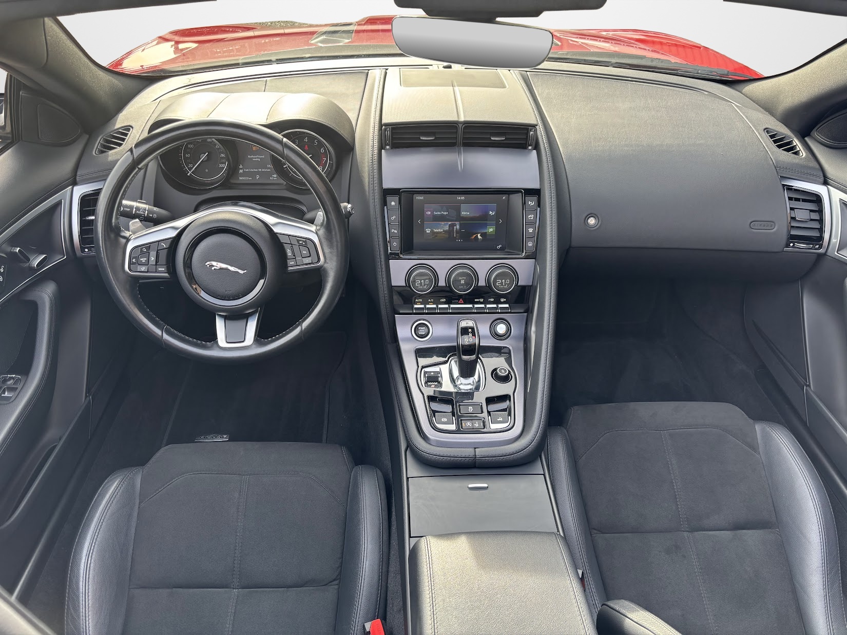 JAGUAR F-Type Convertible 2.0 I4 Automatik-image-10