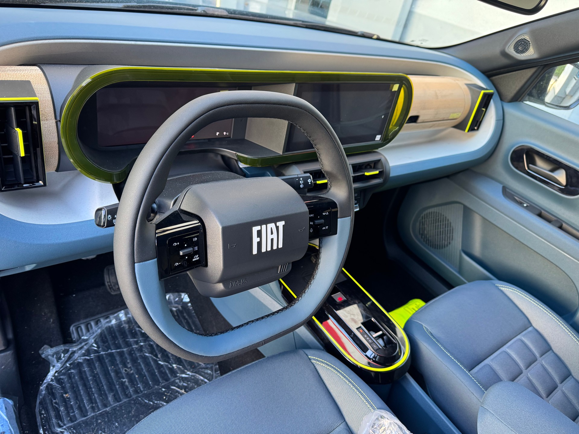 FIAT Grande Panda MHEV La Prima-image-7