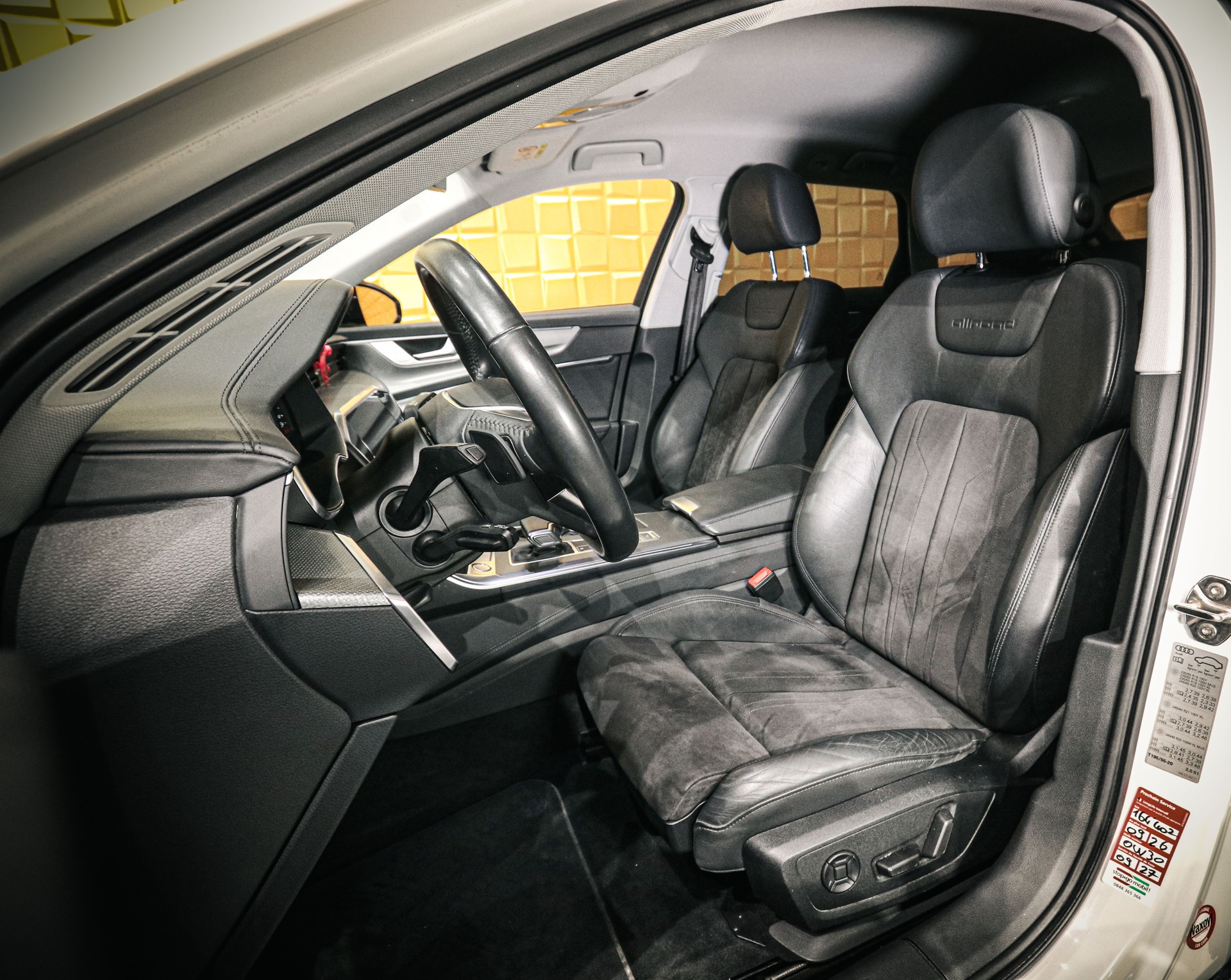 AUDI A6 Allroad 55 TDI quattro tiptronic-image-9