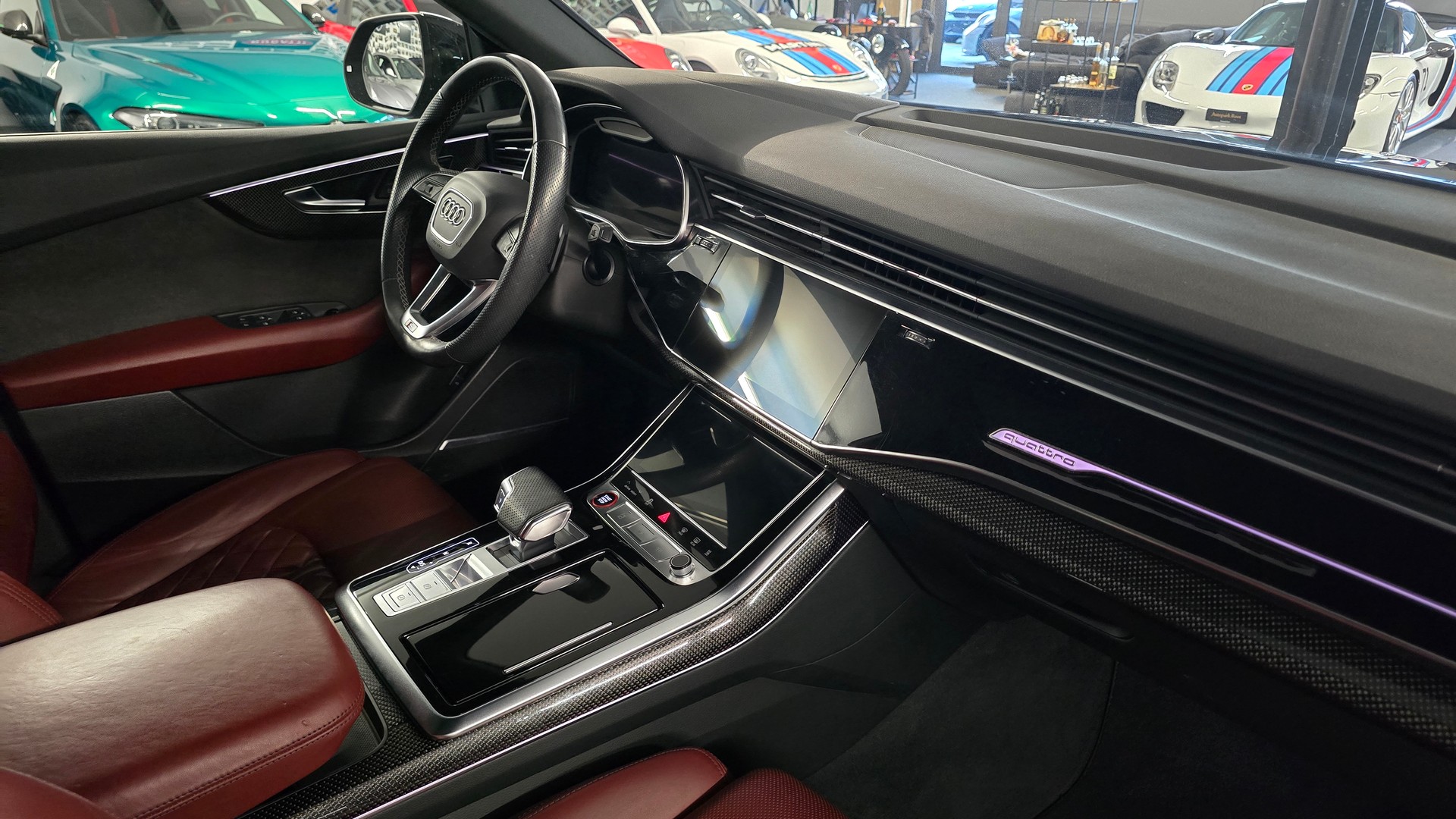 AUDI SQ8 TFSI Black Edition quattro tiptronic-image-24