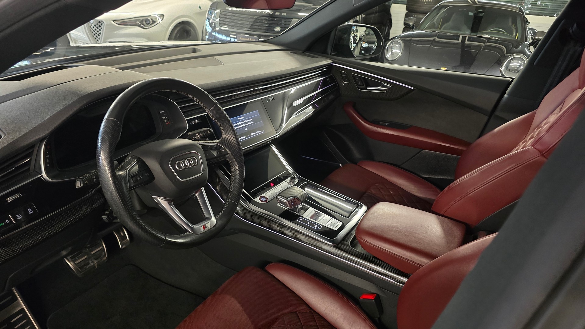 AUDI SQ8 TFSI Black Edition quattro tiptronic-image-22