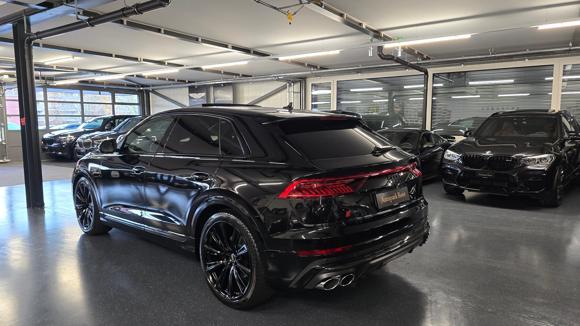 AUDI SQ8 TFSI Black Edition quattro tiptronic-image-6