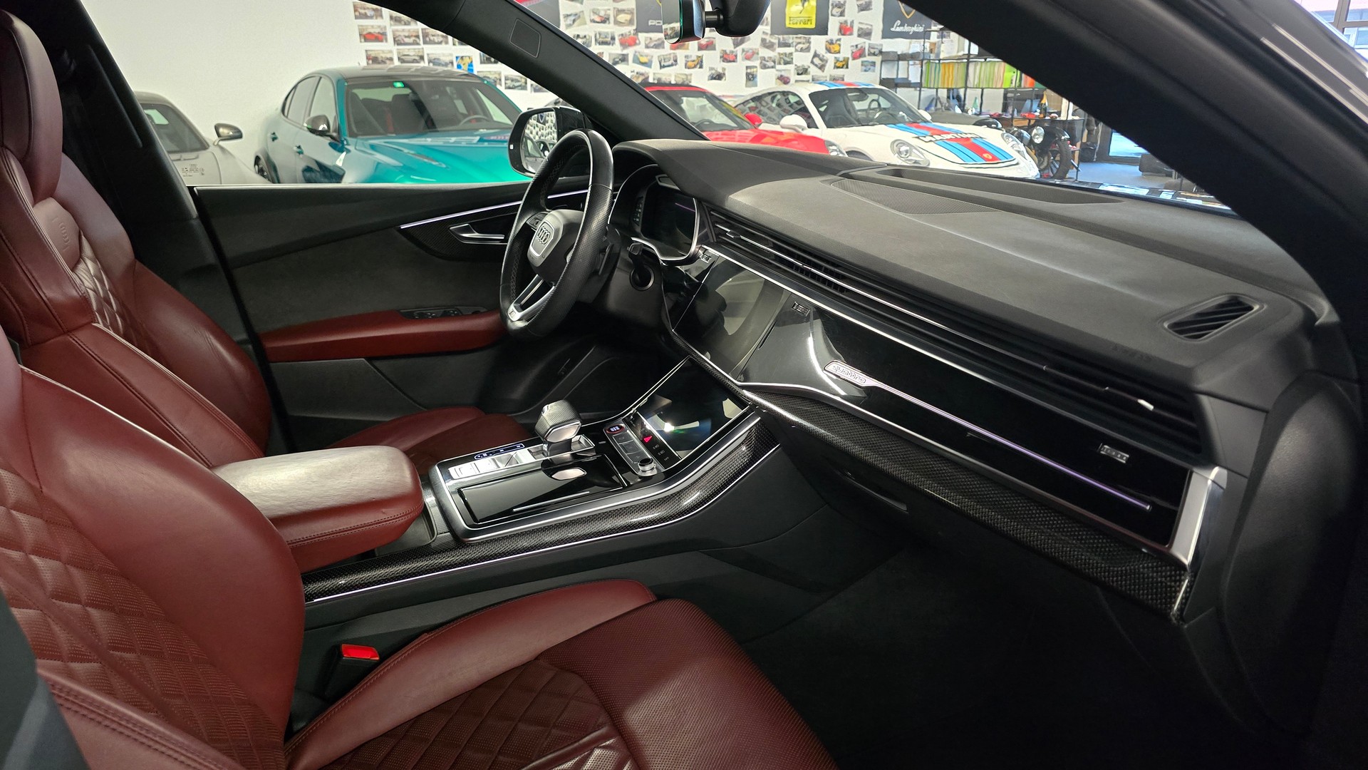 AUDI SQ8 TFSI Black Edition quattro tiptronic-image-26