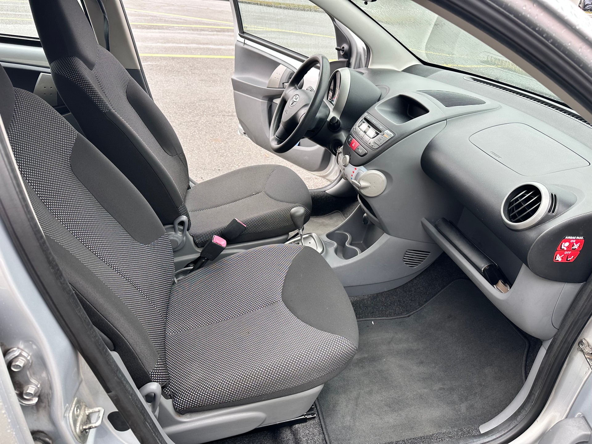 TOYOTA Aygo 1.0 Linea Luna Multimode-image-11