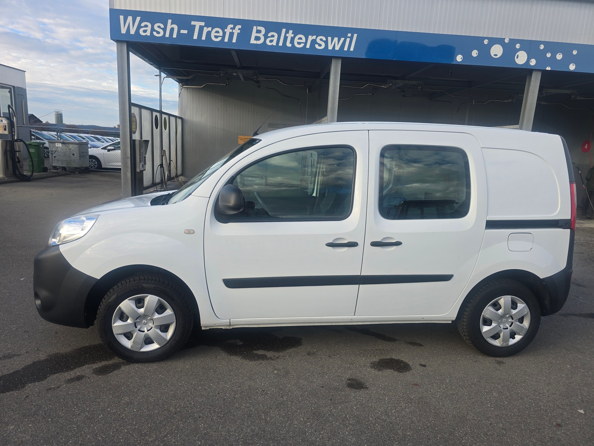 RENAULT KANGOO ENERGY dCi 95*Frsch ab MFK"Frisch ab Service*-image-1