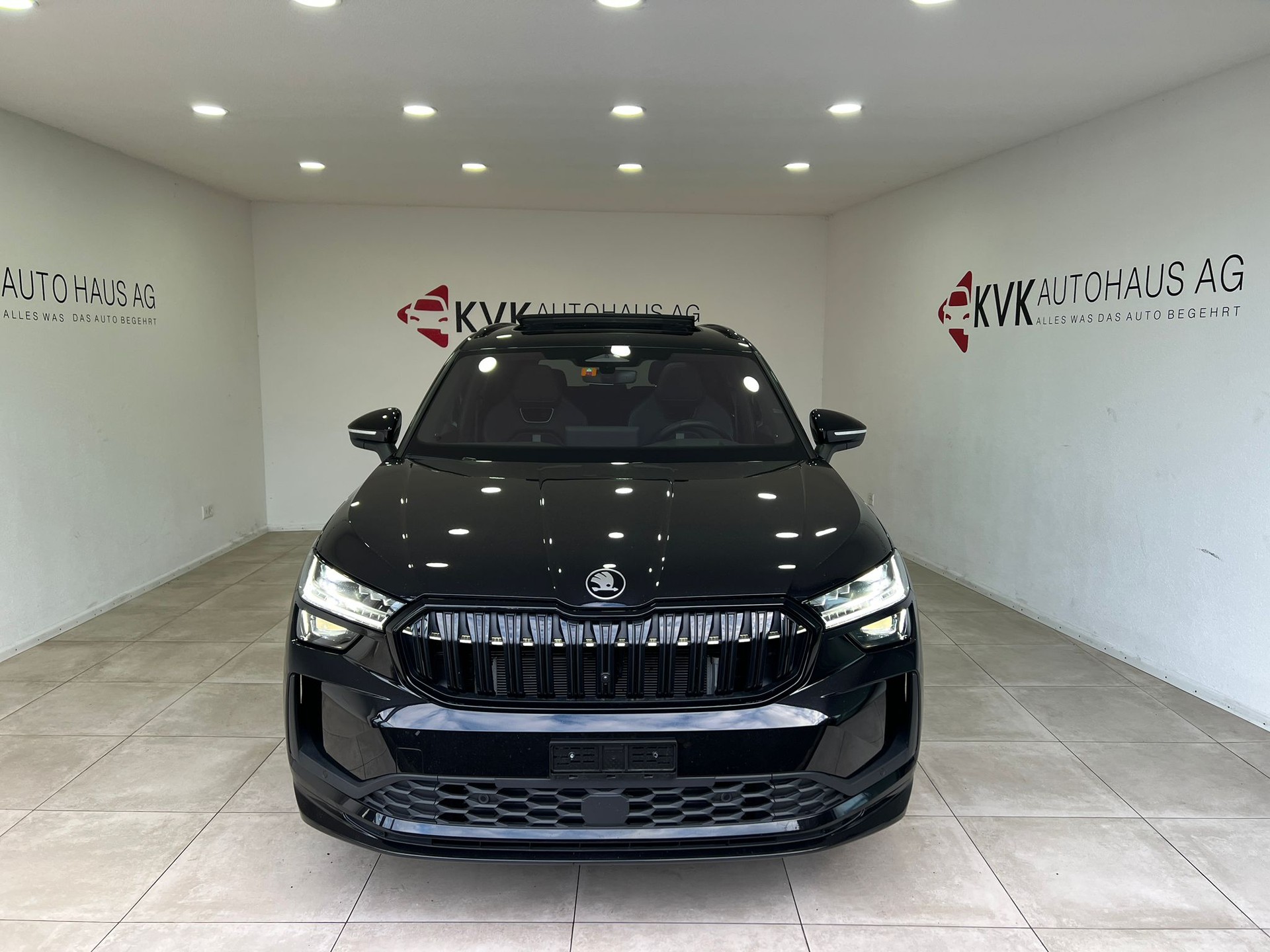 SKODA Kodiaq 2.0 TDI Sportline 4x4 **7Plätzer**8 fach Komplettradsatz*-showroom-element-1