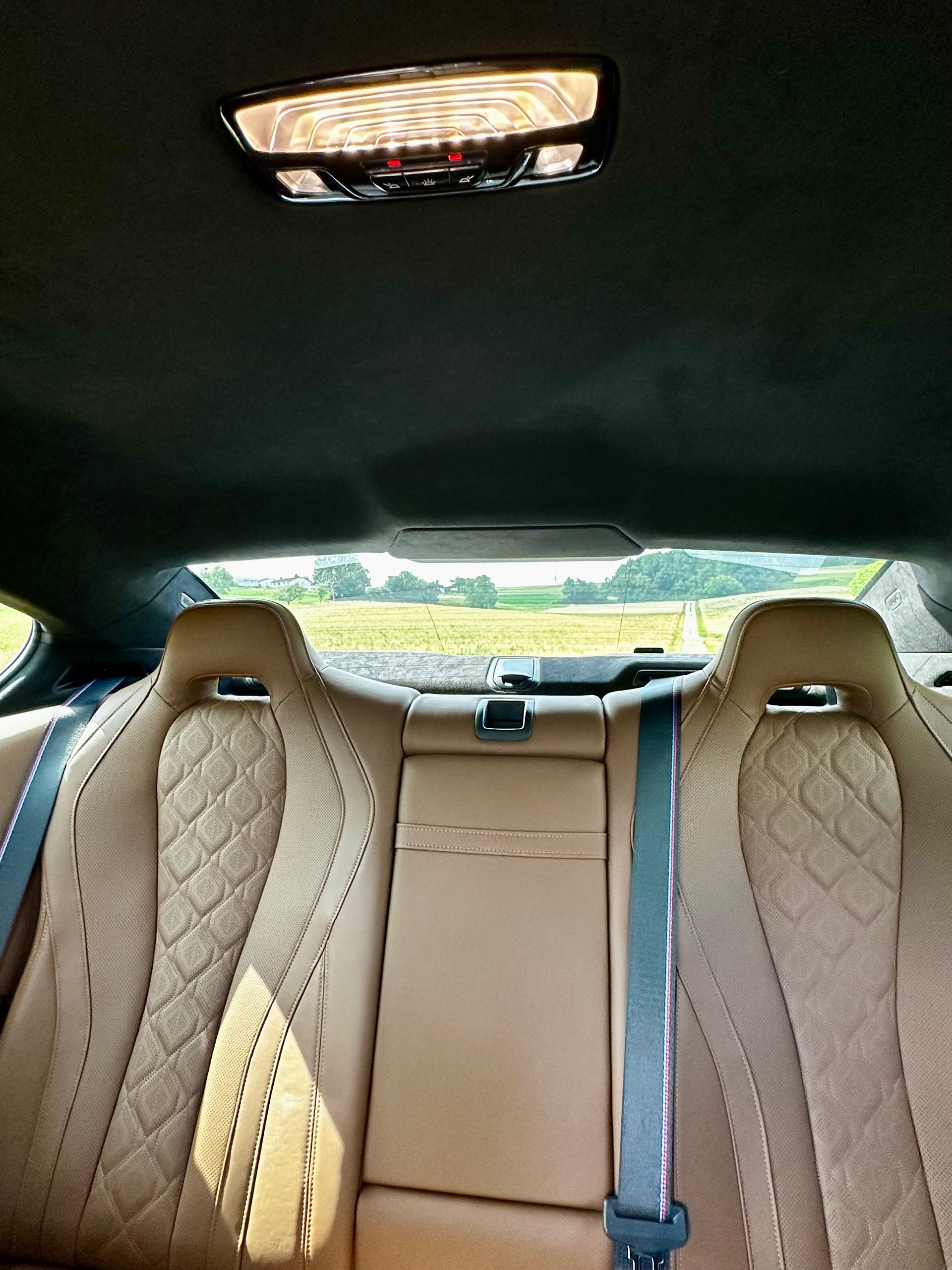 BMW M8 xDrive M Competition Gran Coupé • CH-Fahrzeug • Blickfang • Exklusiv-image-10