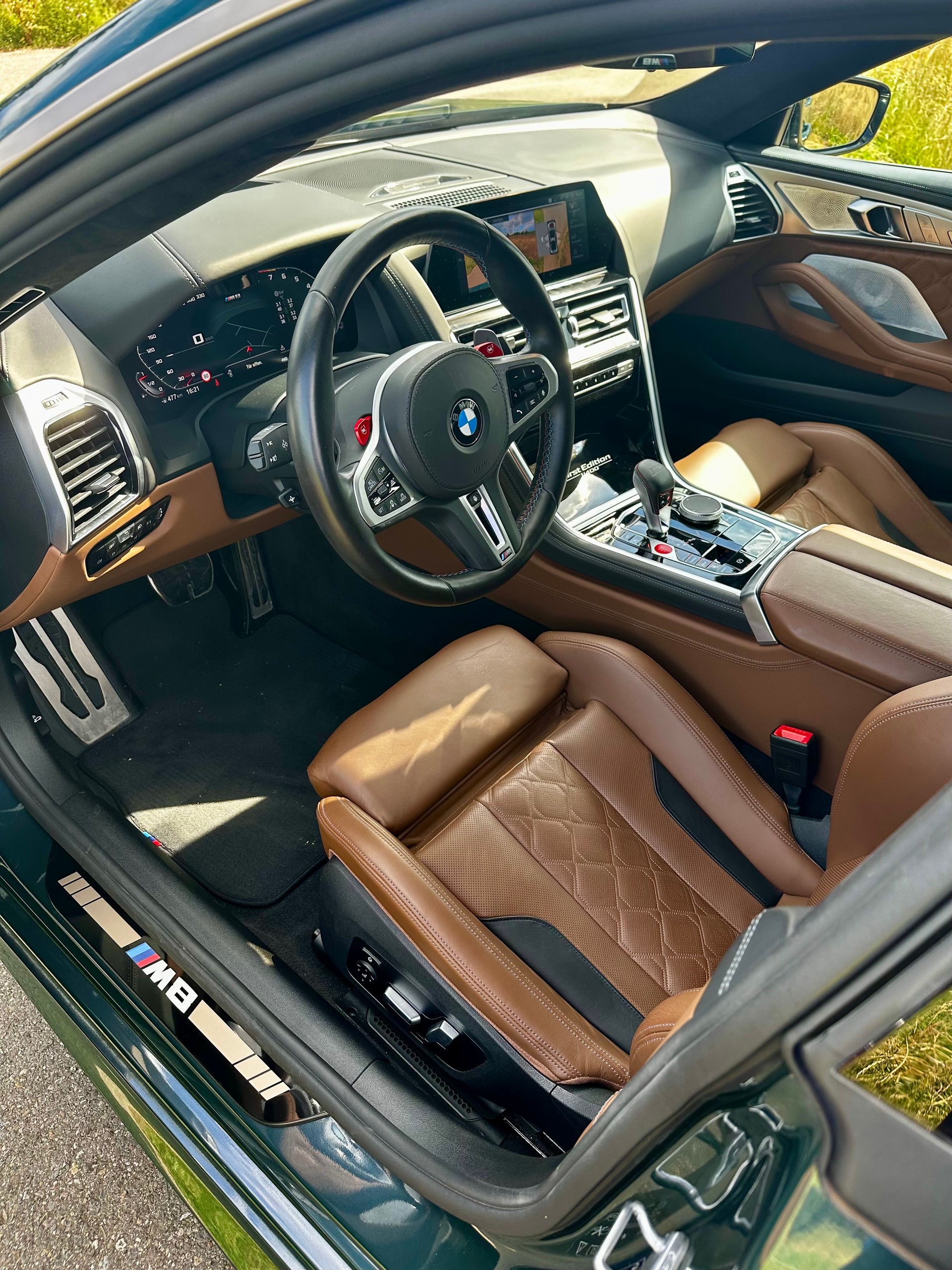 BMW M8 xDrive M Competition Gran Coupé • CH-Fahrzeug • Blickfang • Exklusiv-image-7