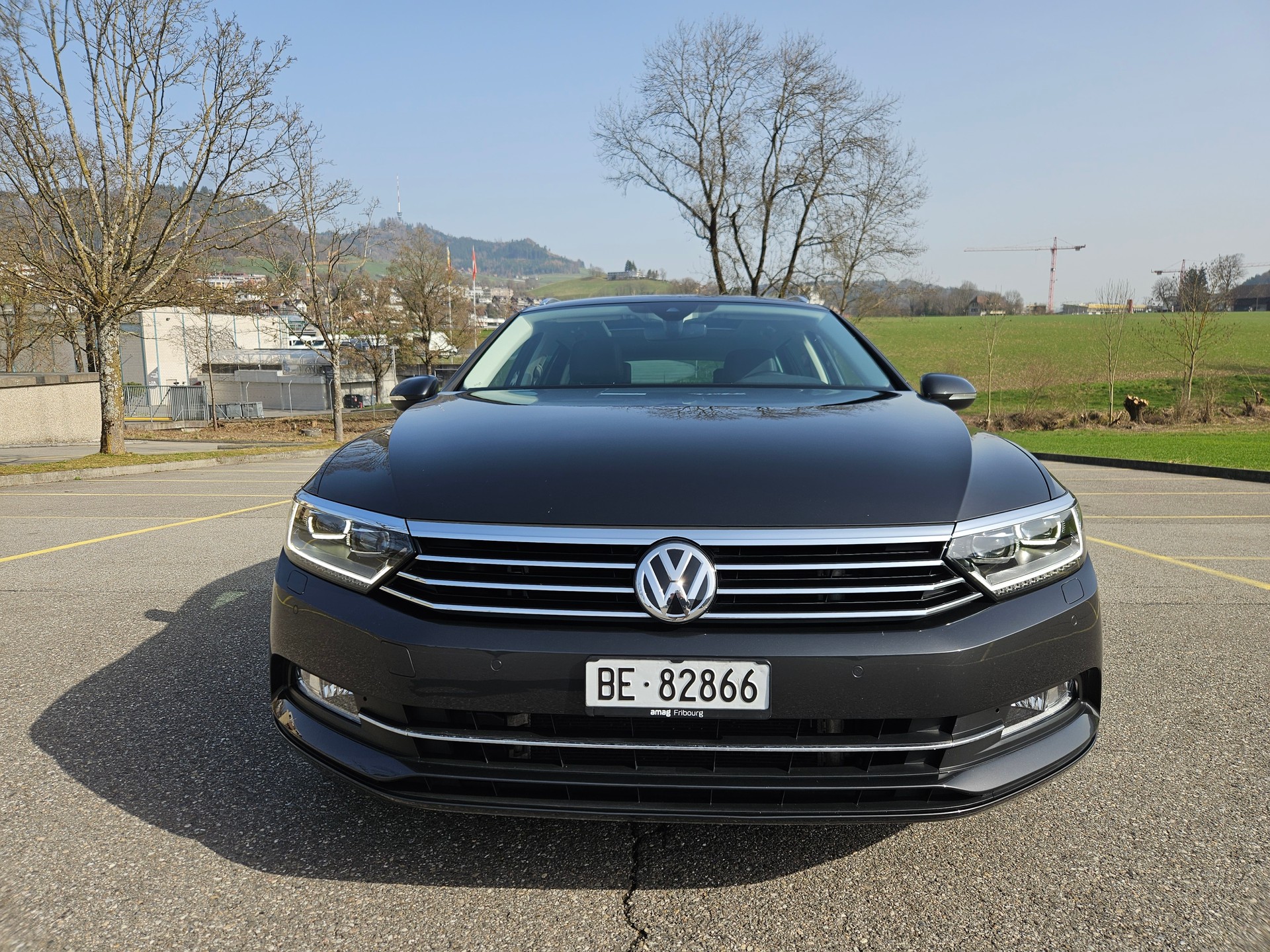 VW Passat Variant 2.0 TDI SCR BMT Highline DSG-showroom-element-1