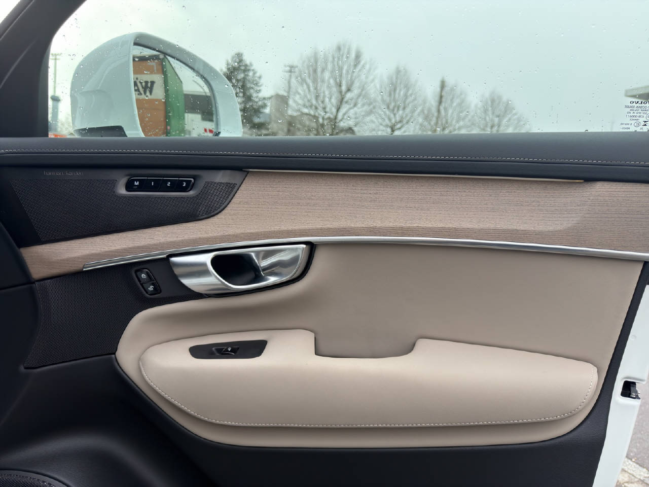 VOLVO XC90 2.0 B5 MH Plus Bright AWD .-image-10