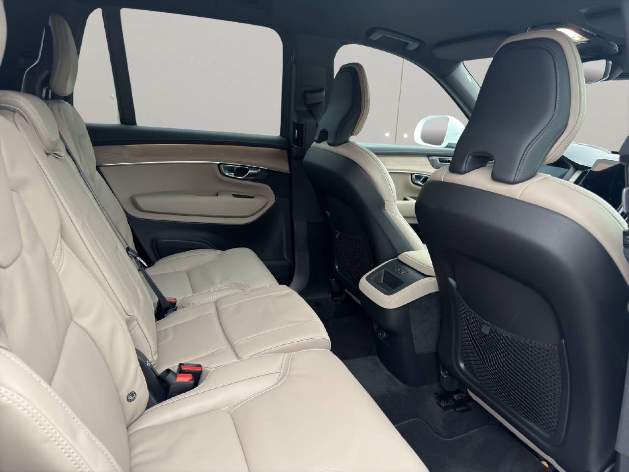 VOLVO XC90 2.0 B5 MH Plus Bright AWD .-image-11