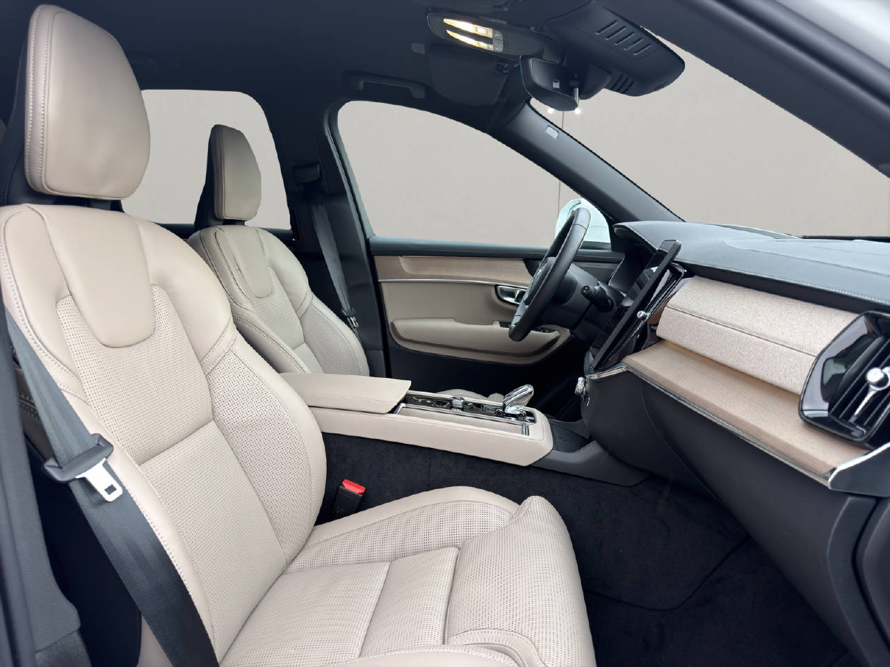 VOLVO XC90 2.0 B5 MH Plus Bright AWD .-image-12