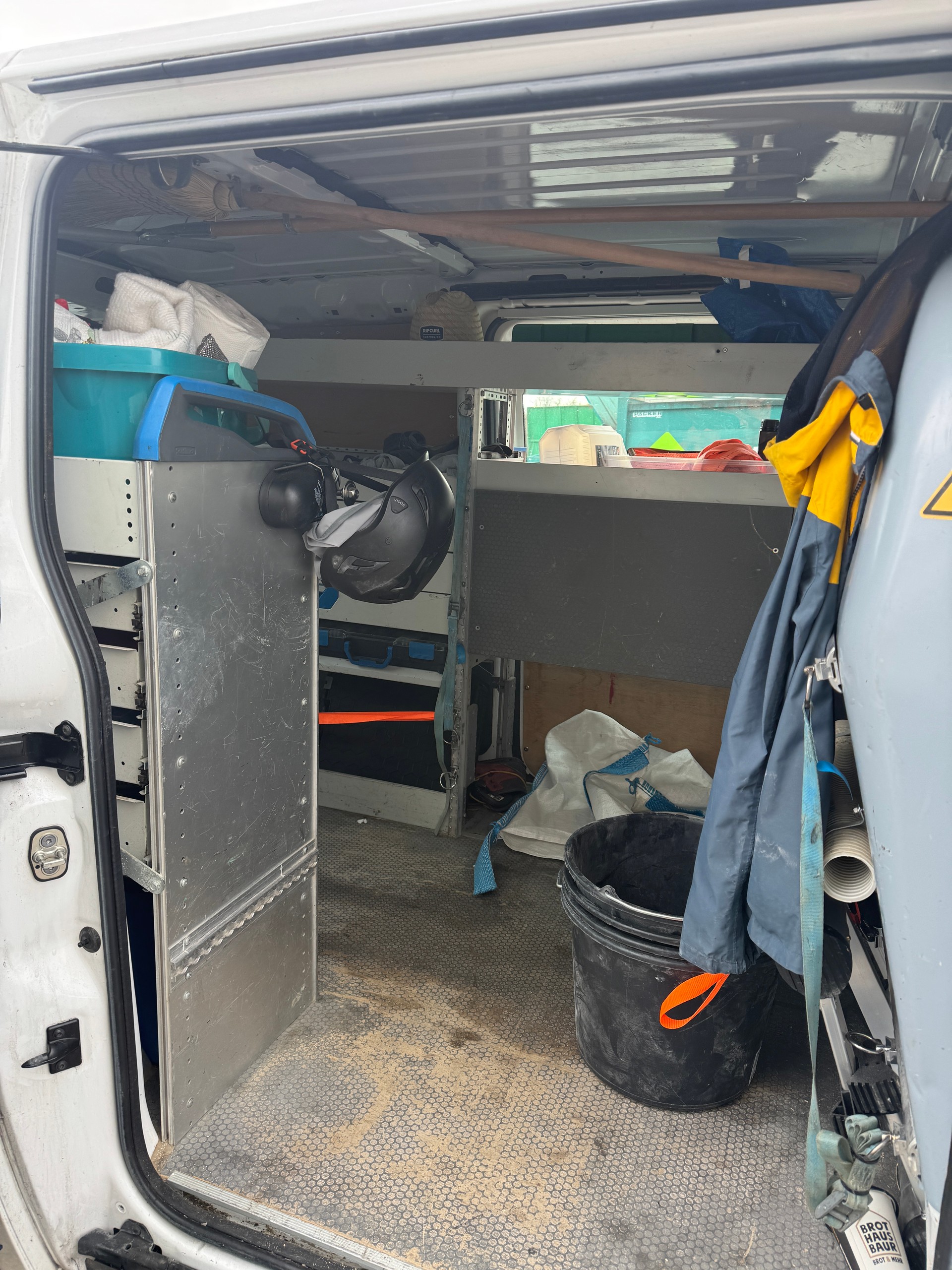 TOYOTA Proace 2.0D Panel Van Luna L1H1-image-3