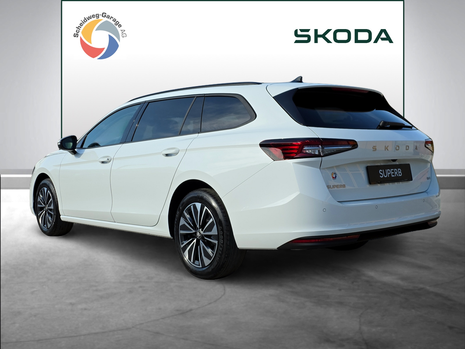 SKODA Superb Combi 2.0 TDi Selection 4x4 DSG-image-12