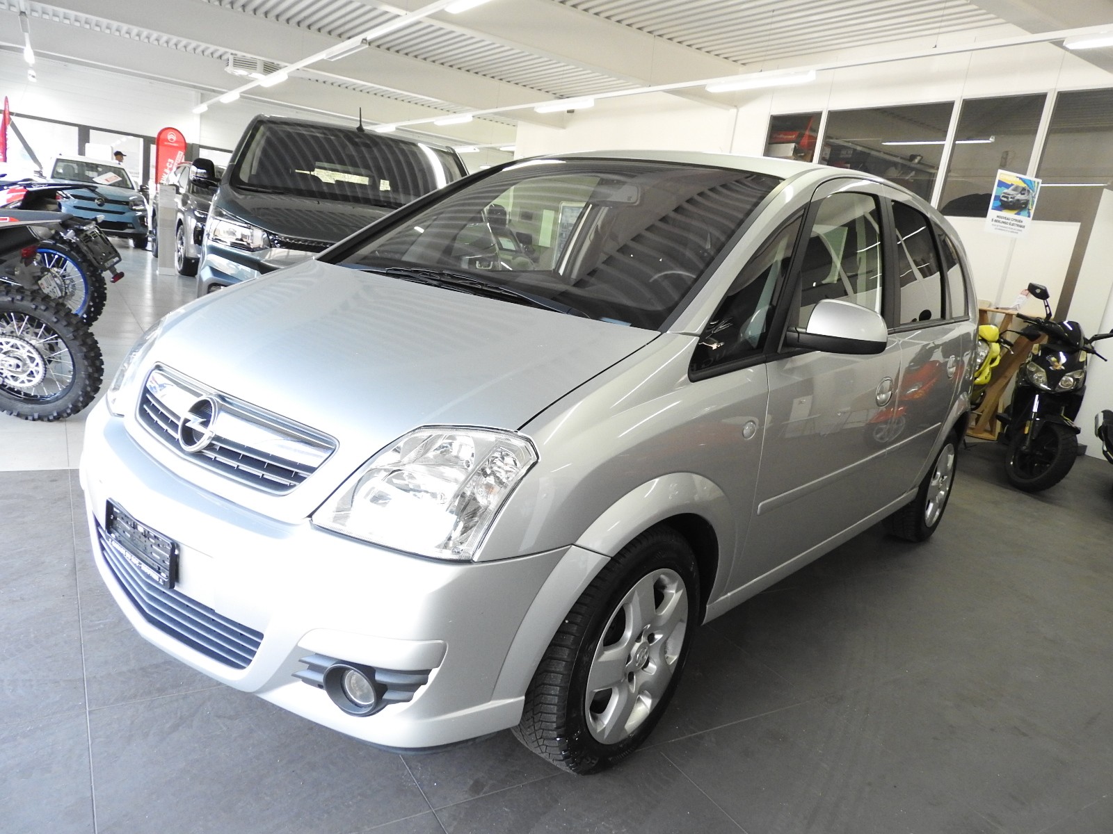 OPEL Meriva 1.6i-16 TP Enjoy-image-0