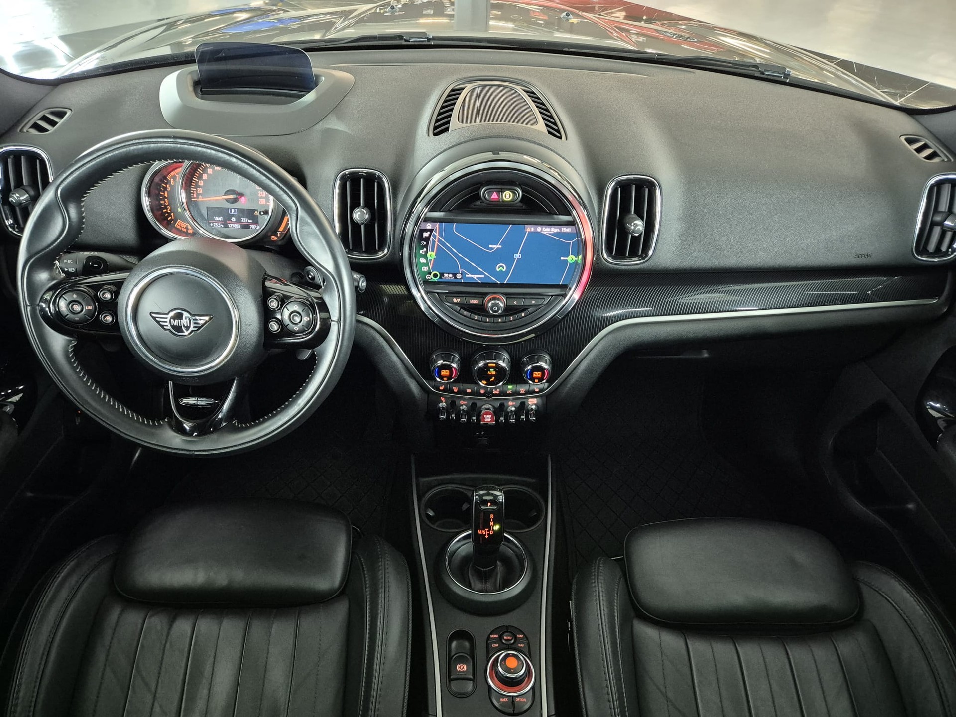 MINI Countryman Cooper S FWD Steptronic DKG-image-30