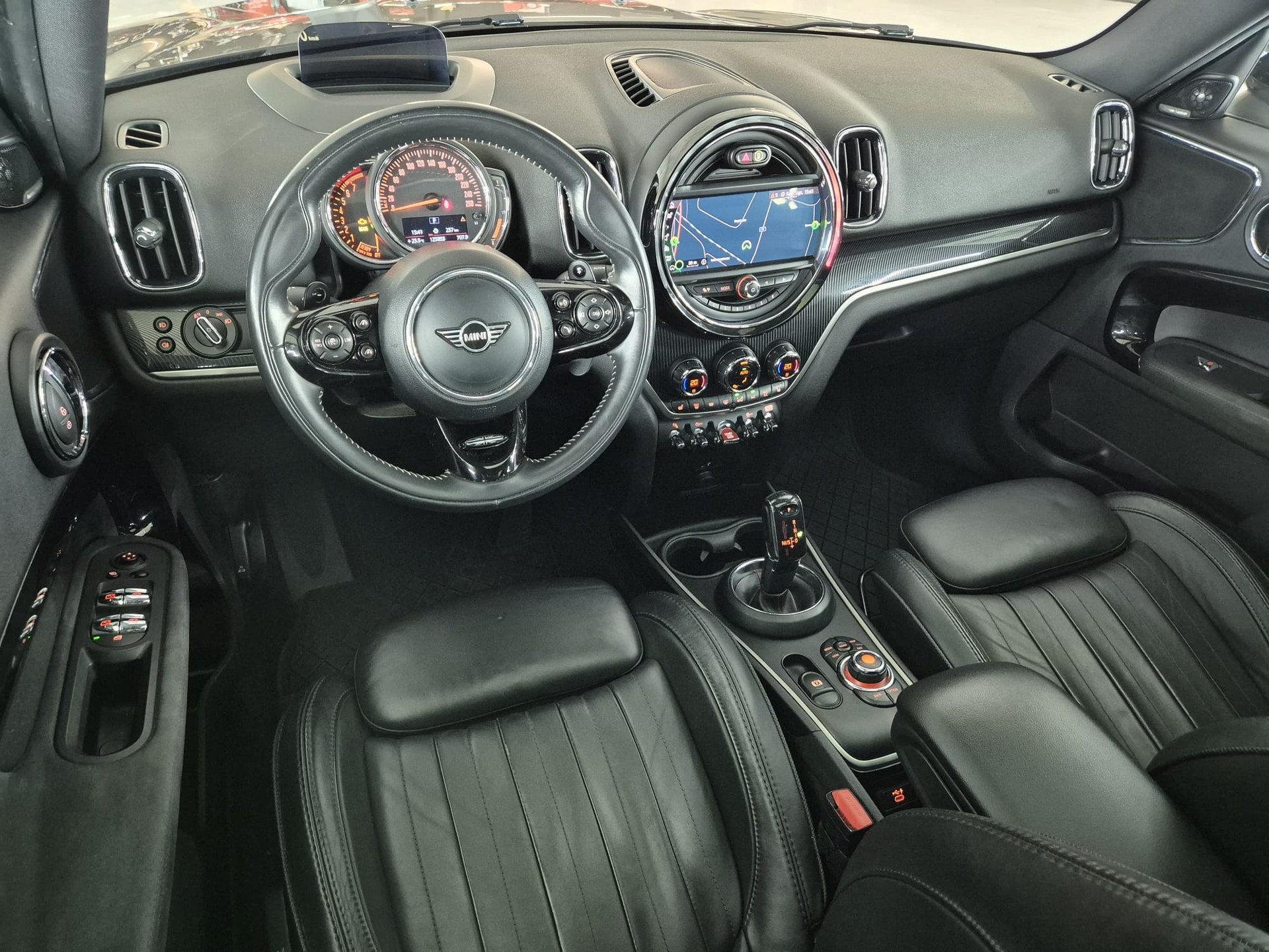 MINI Countryman Cooper S FWD Steptronic DKG-image-27