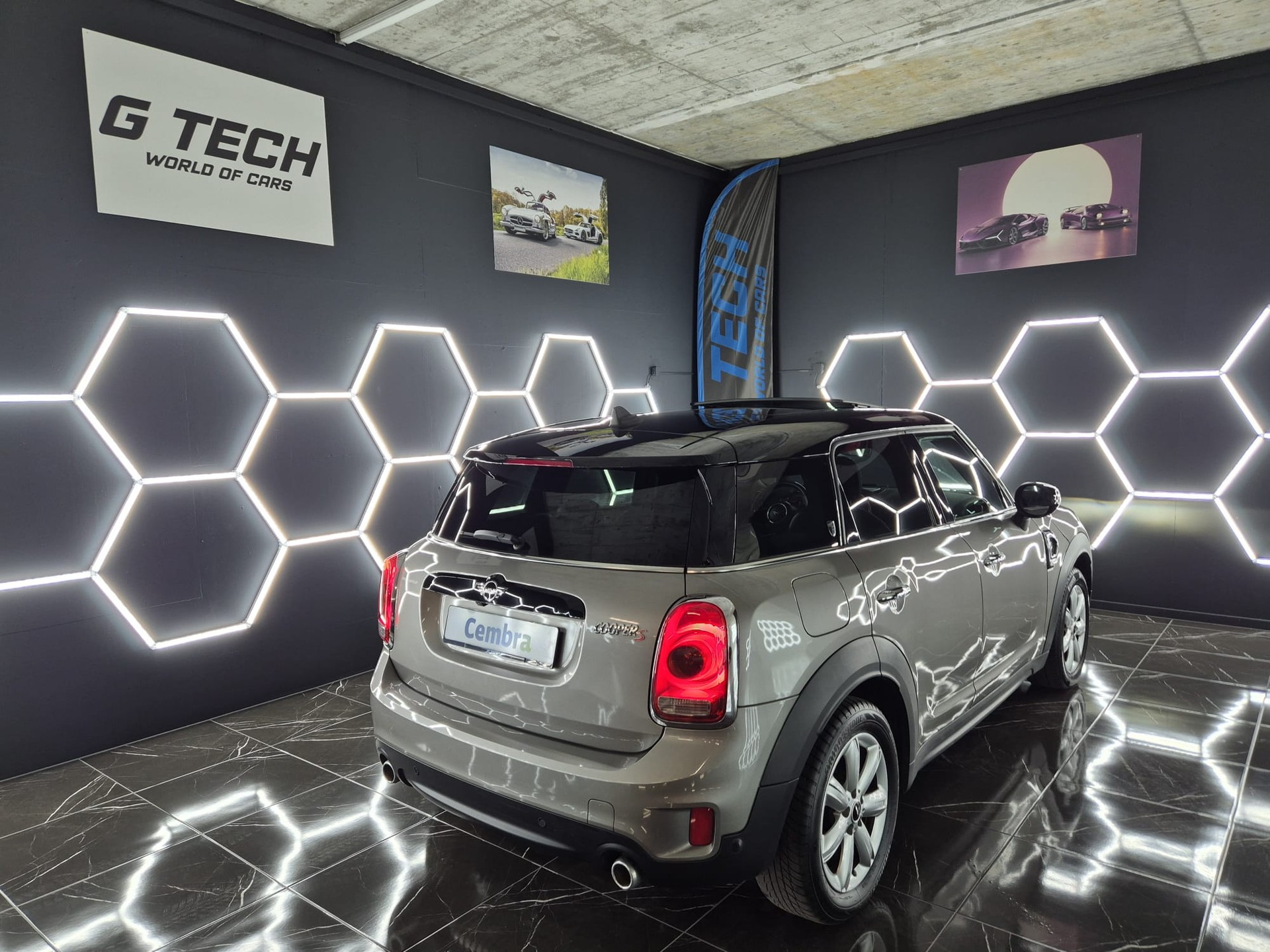 MINI Countryman Cooper S FWD Steptronic DKG-showroom-element-3