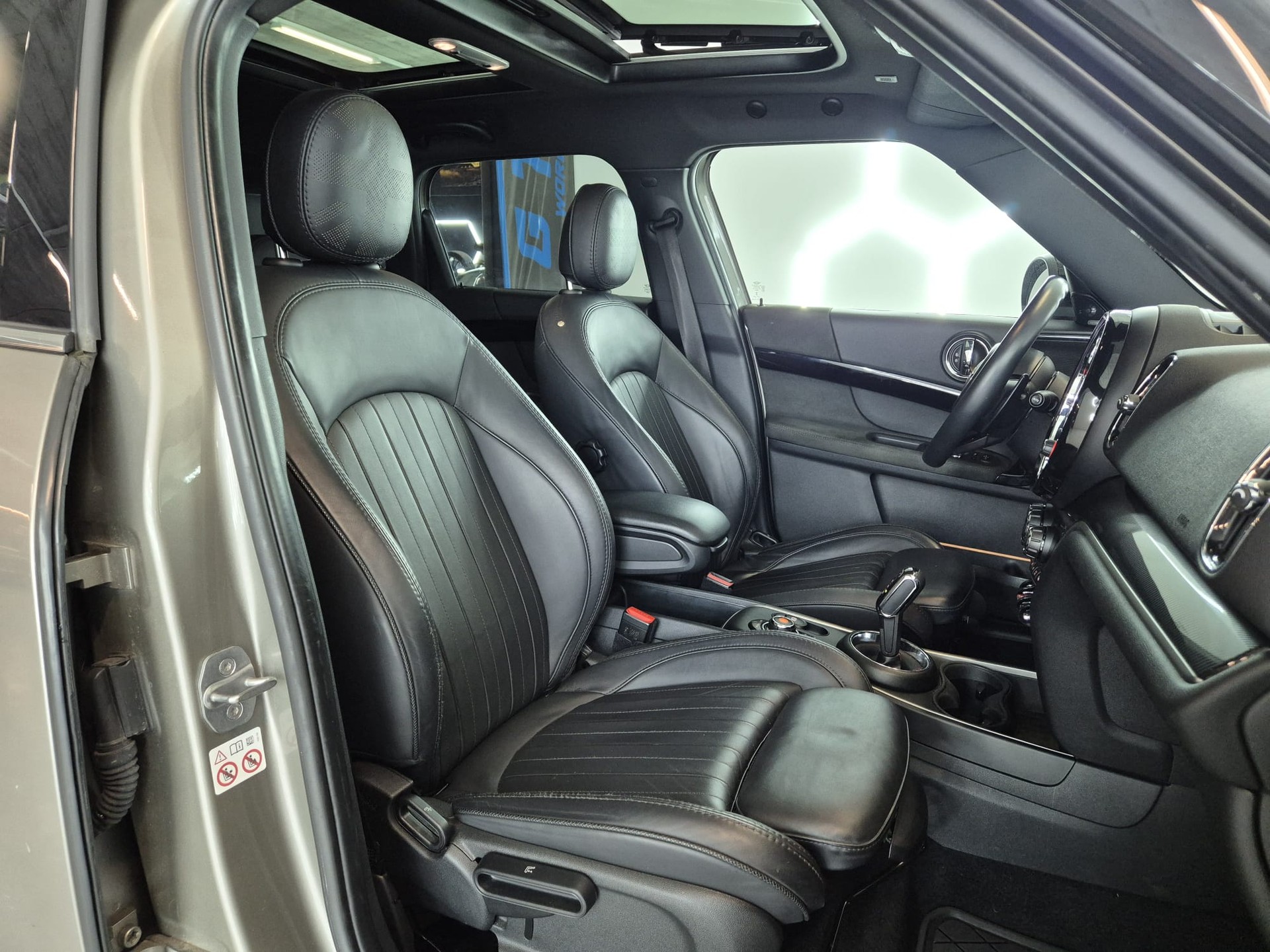 MINI Countryman Cooper S FWD Steptronic DKG-image-22