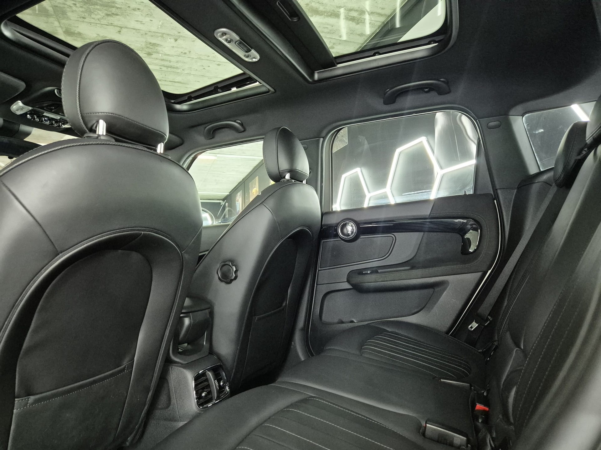 MINI Countryman Cooper S FWD Steptronic DKG-image-18