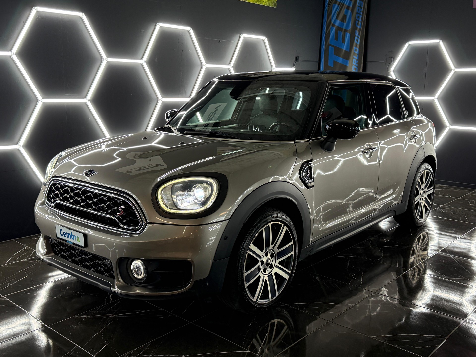MINI Countryman Cooper S FWD Steptronic DKG-image-10